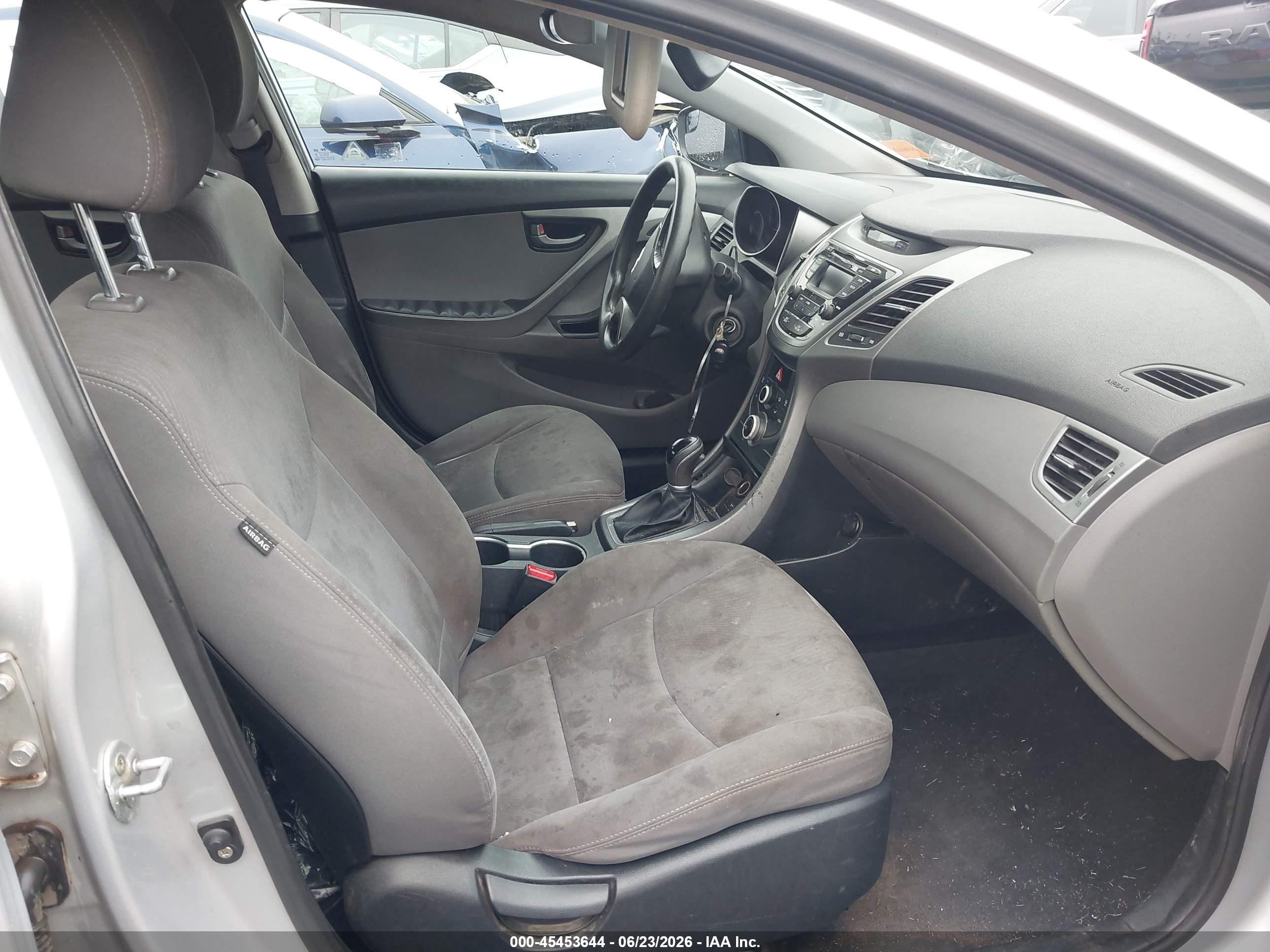 2015 Hyundai Elantra Se Silver vin: KMHDH4AE3FU238899