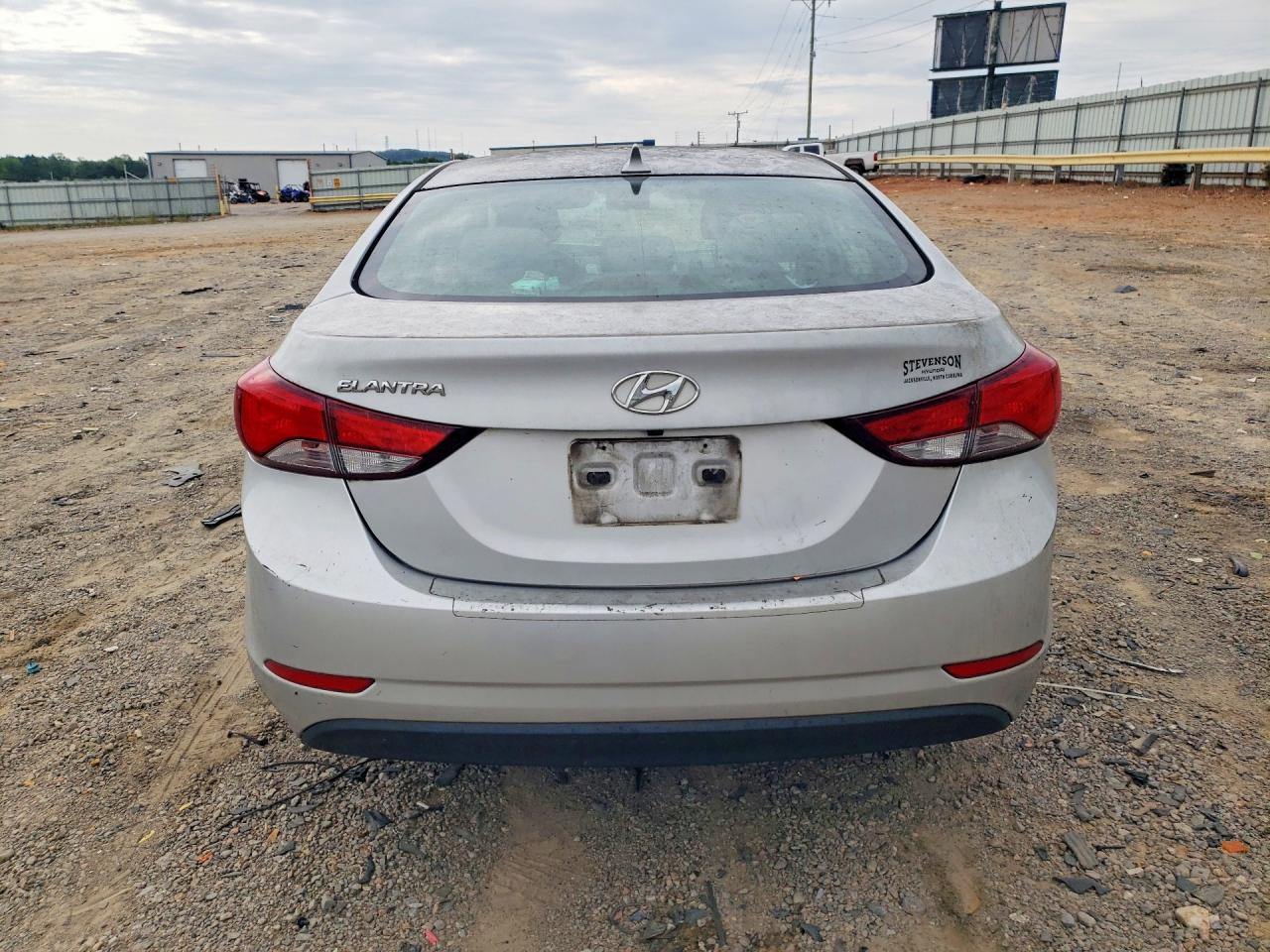 2015 Hyundai Elantra Se Silver vin: KMHDH4AE3FU421025