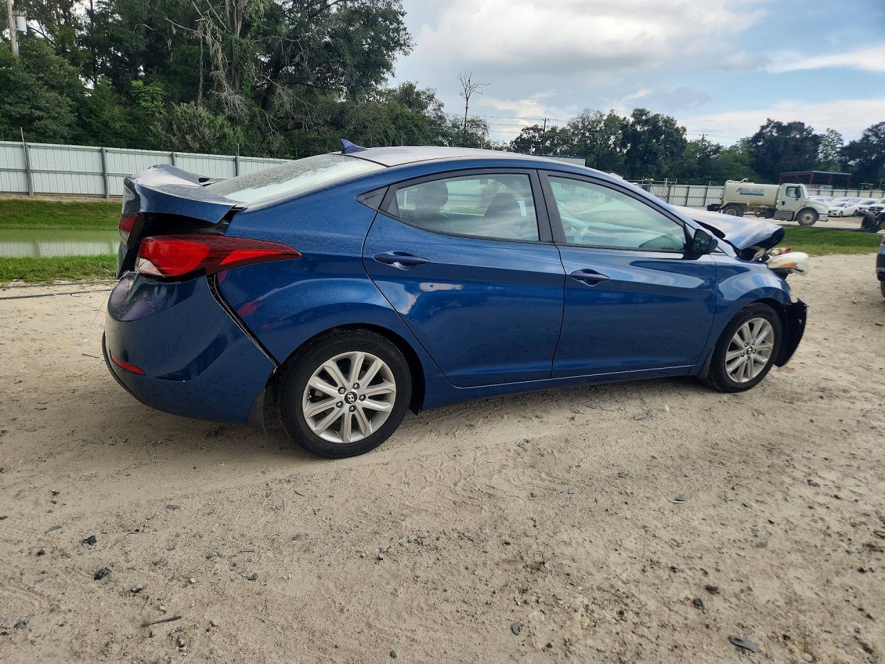 2015 Hyundai Elantra Se Blue vin: KMHDH4AE3FU452114