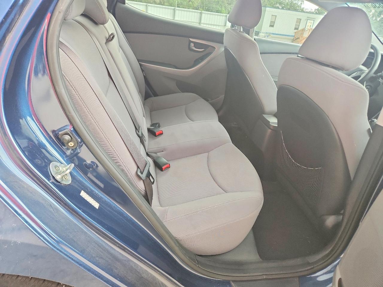 2015 Hyundai Elantra Se Blue vin: KMHDH4AE3FU452114