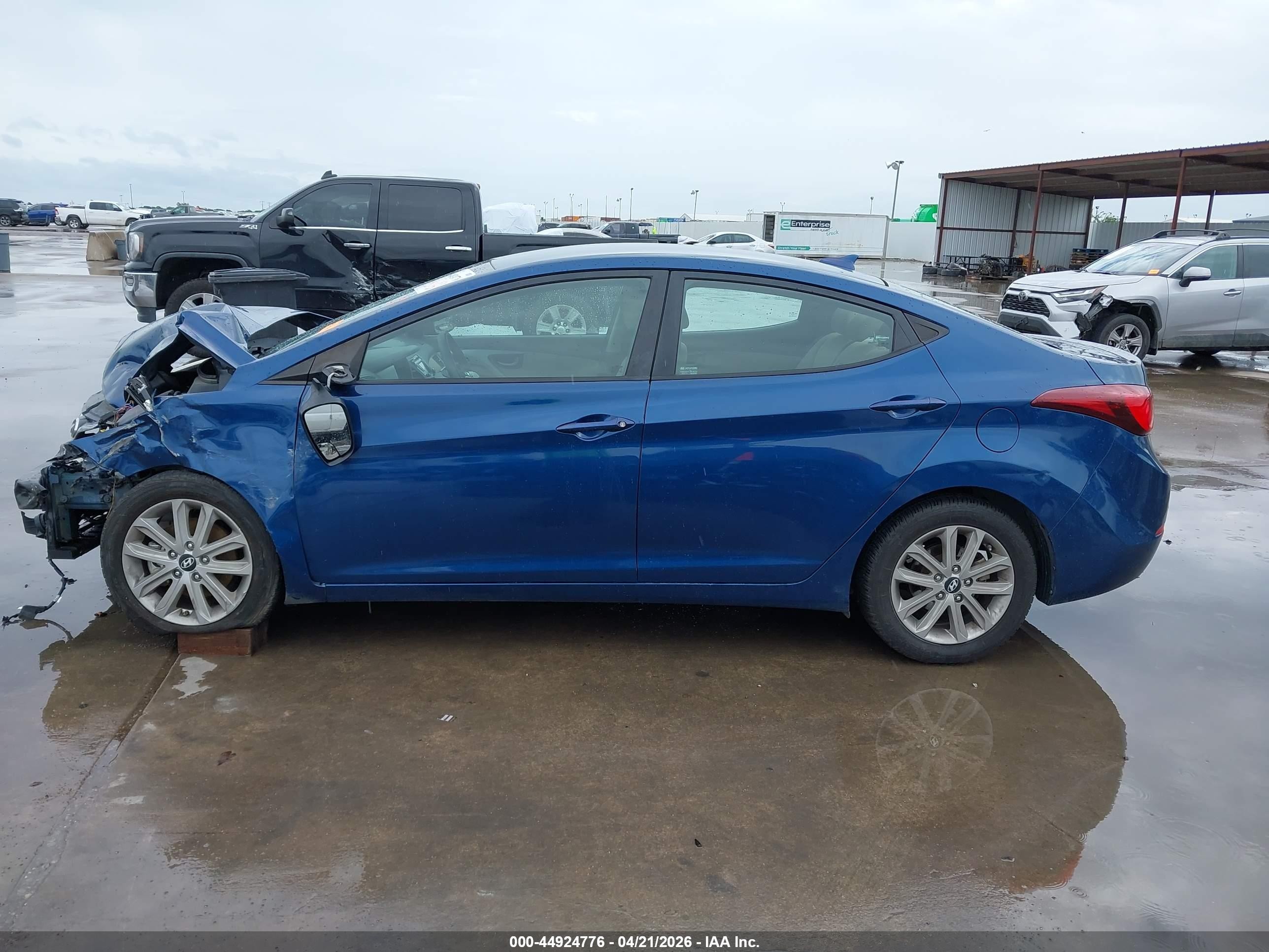 2016 Hyundai Elantra Se Blue vin: KMHDH4AE3GU543840
