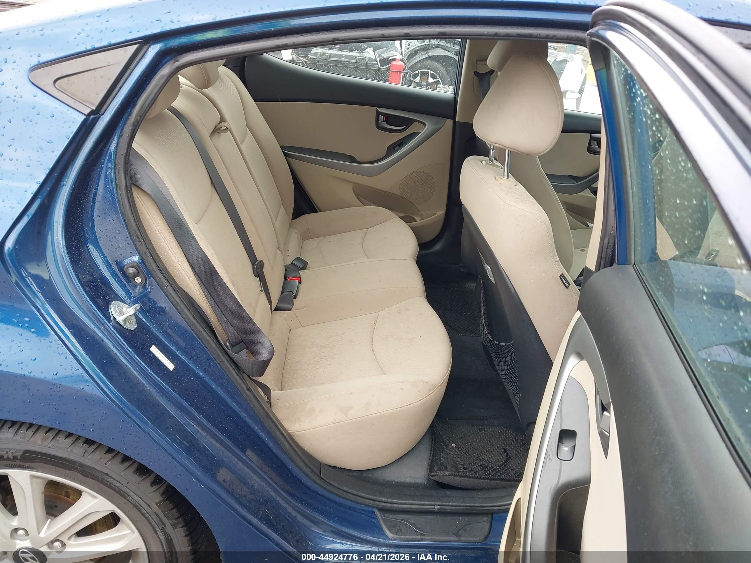 2016 Hyundai Elantra Se Blue vin: KMHDH4AE3GU543840