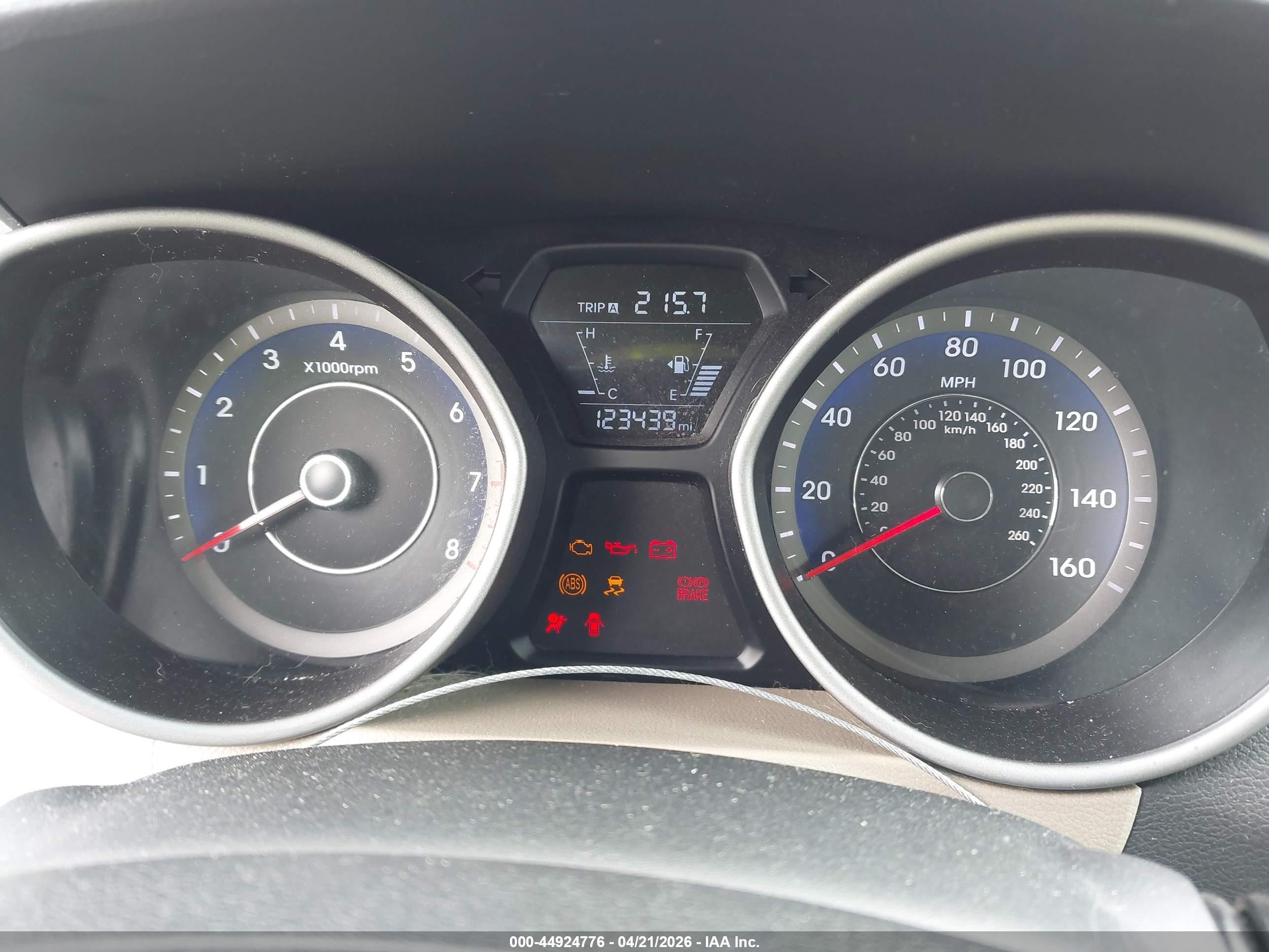 2016 Hyundai Elantra Se Blue vin: KMHDH4AE3GU543840