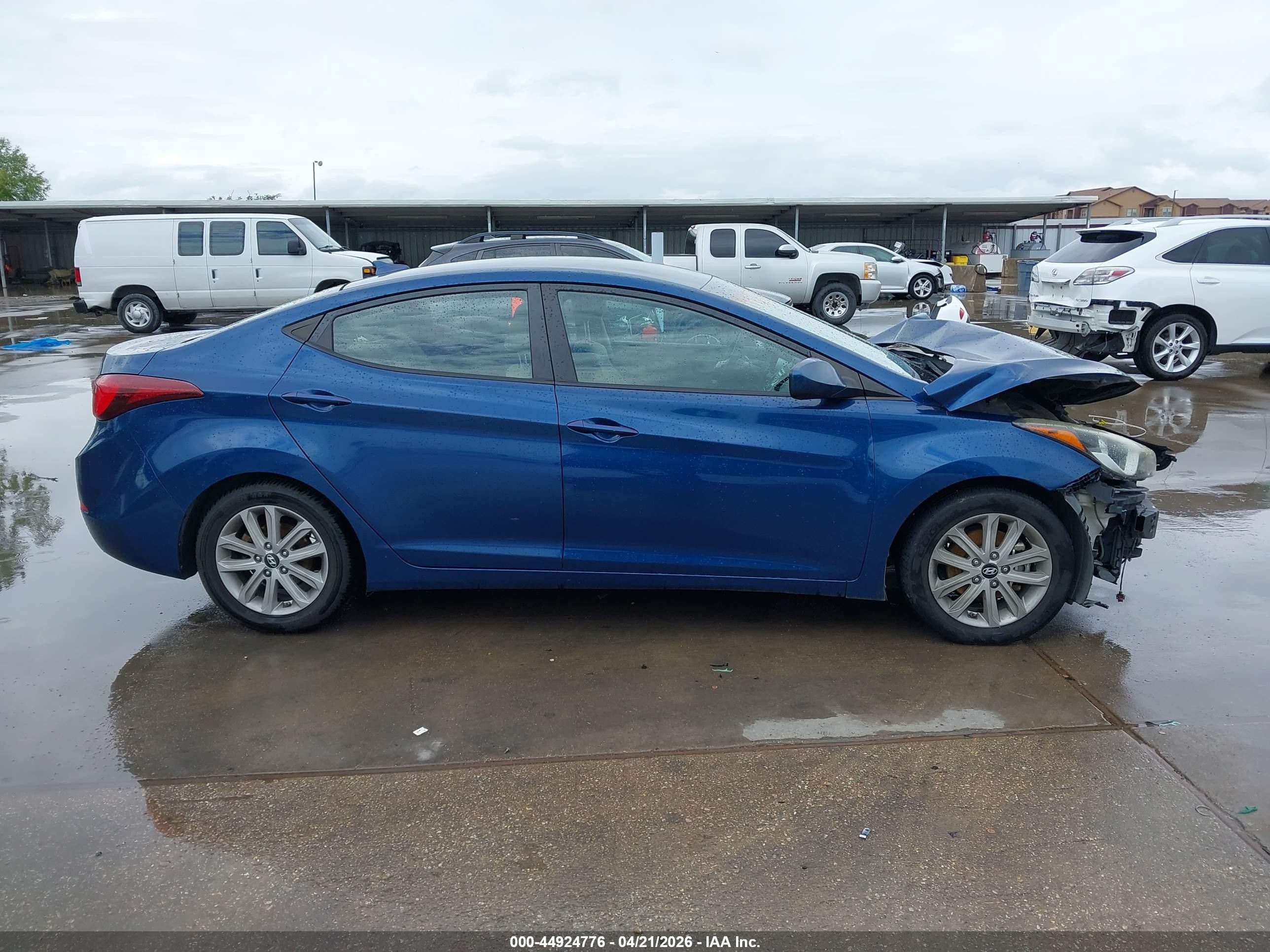 2016 Hyundai Elantra Se Blue vin: KMHDH4AE3GU543840