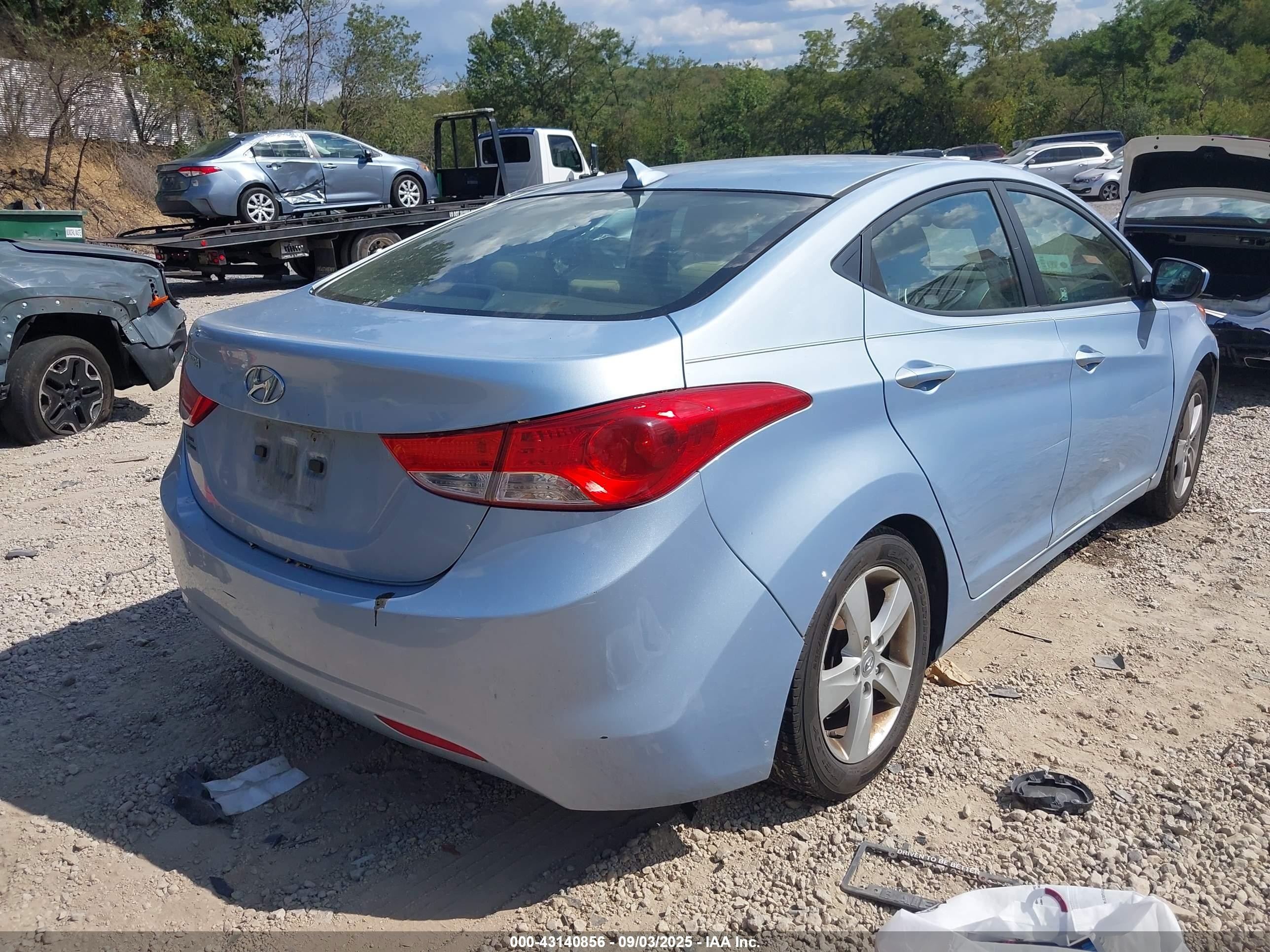 2011 Hyundai Elantra Gls (ulsan Plant) Light Blue vin: KMHDH4AE4BU098095