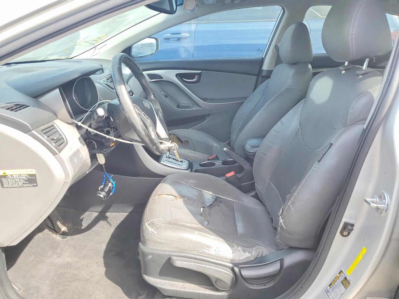 2011 Hyundai Elantra Limited Silver vin: KMHDH4AE4BU152351