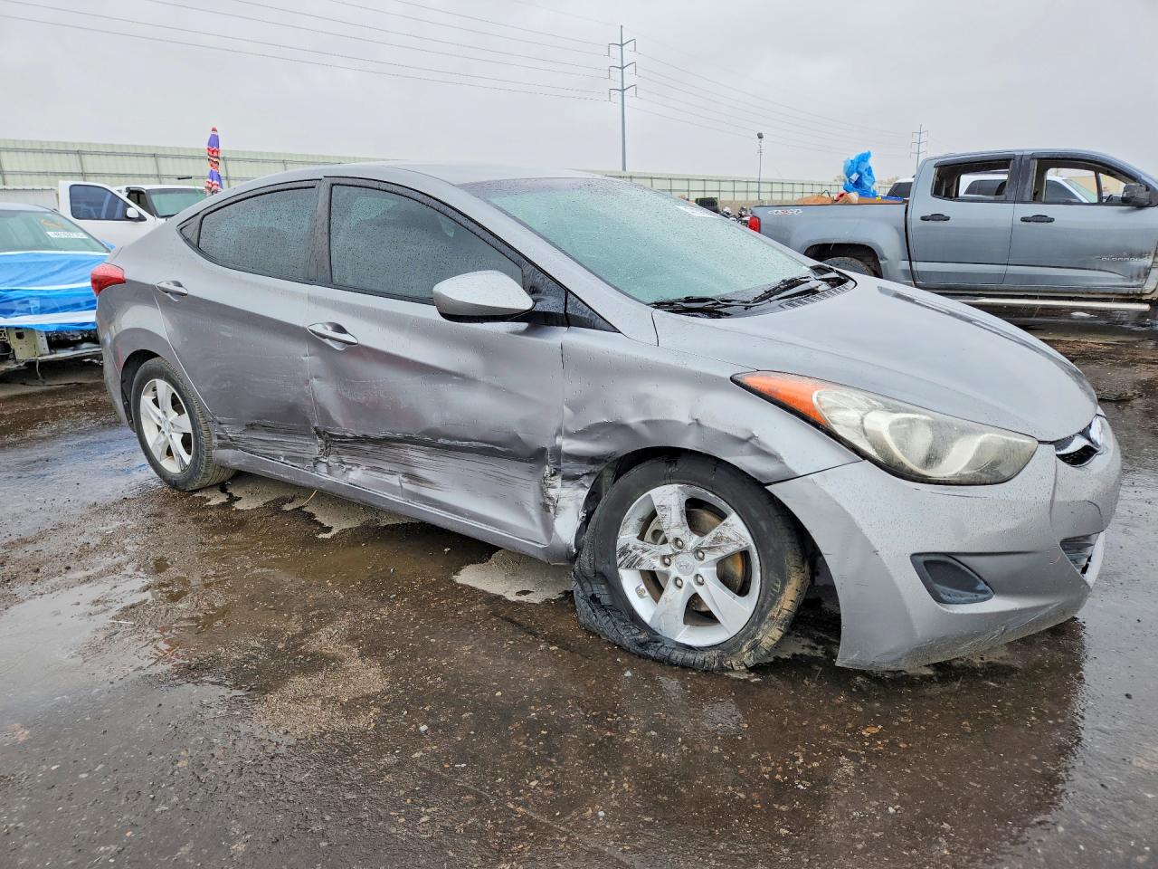 2011 Hyundai Elantra Silver vin: KMHDH4AE4BU162359