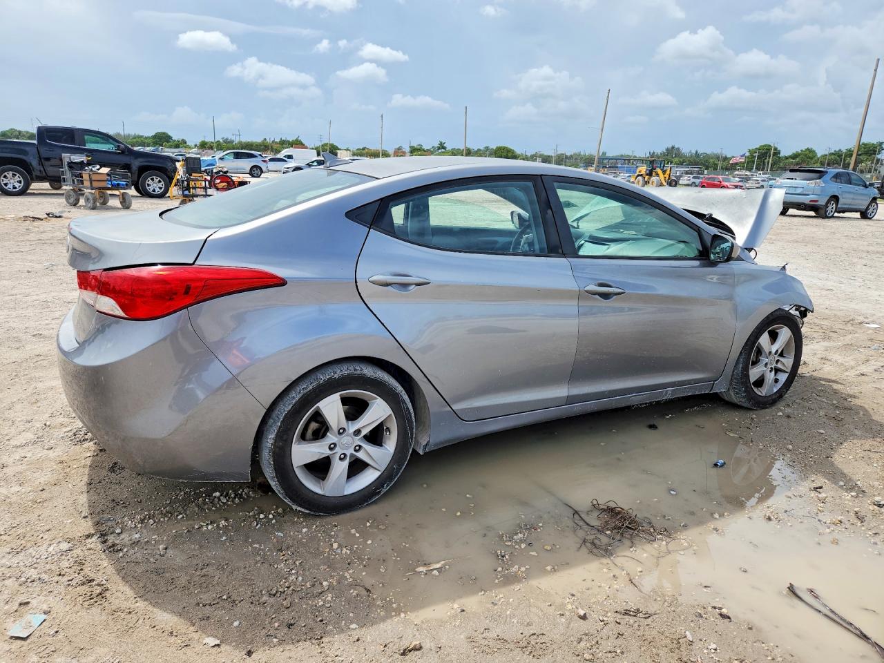 2012 Hyundai Elantra Gls Silver vin: KMHDH4AE4CU218348