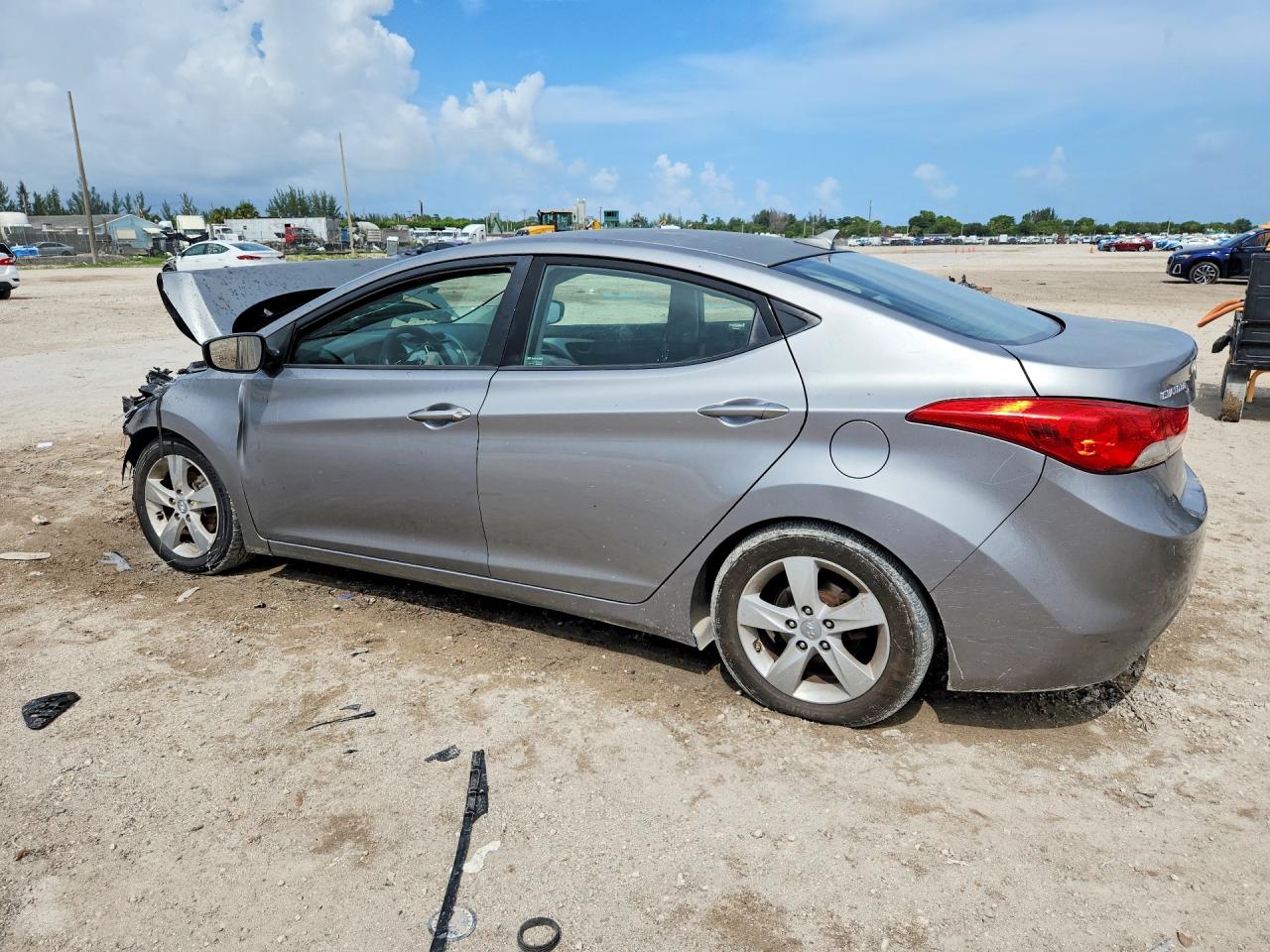 2012 Hyundai Elantra Gls Silver vin: KMHDH4AE4CU218348