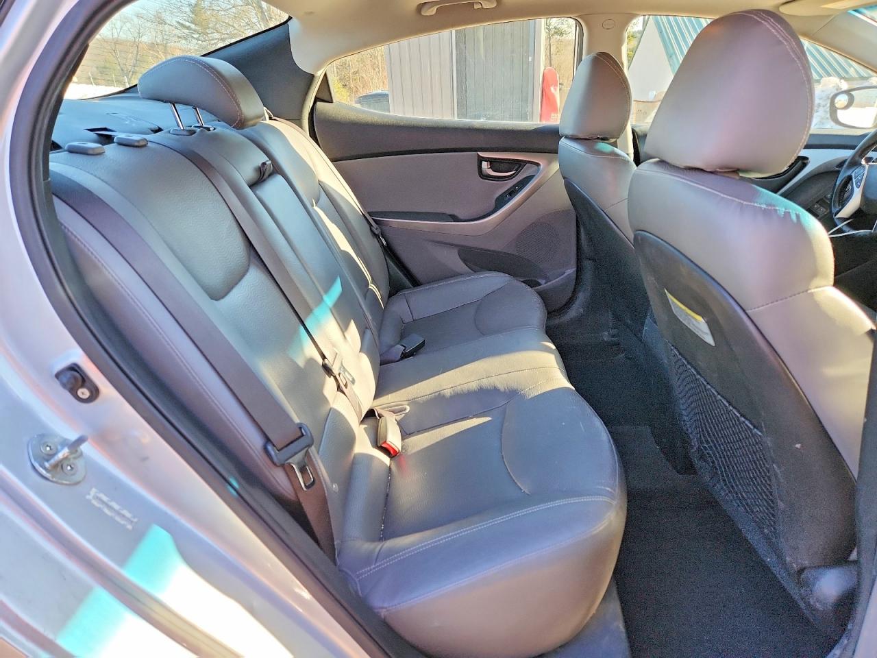 2012 Hyundai Elantra Limited Silver vin: KMHDH4AE4CU291719