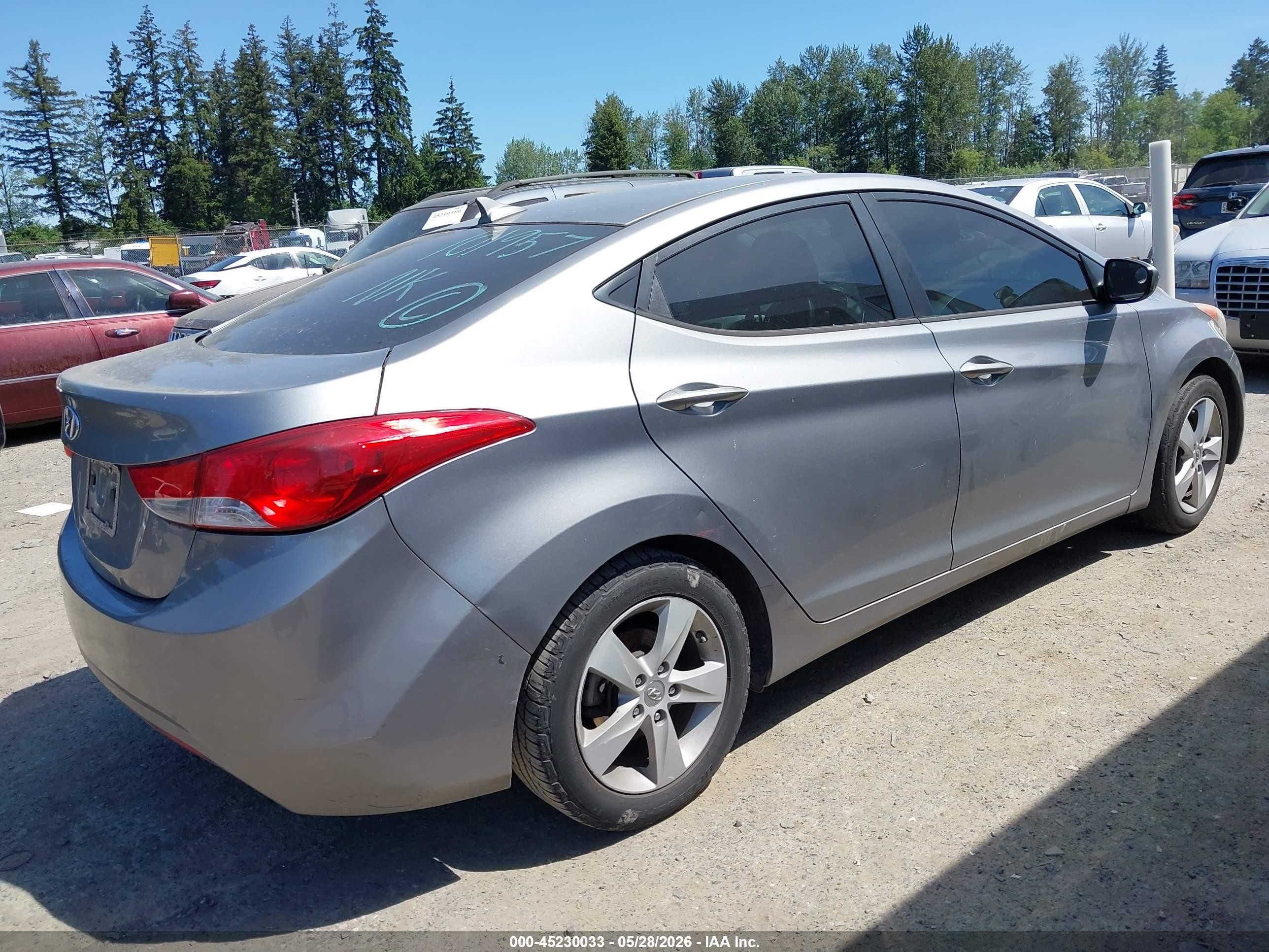 2012 Hyundai Elantra Gls (ulsan Plant) Silver vin: KMHDH4AE4CU308793