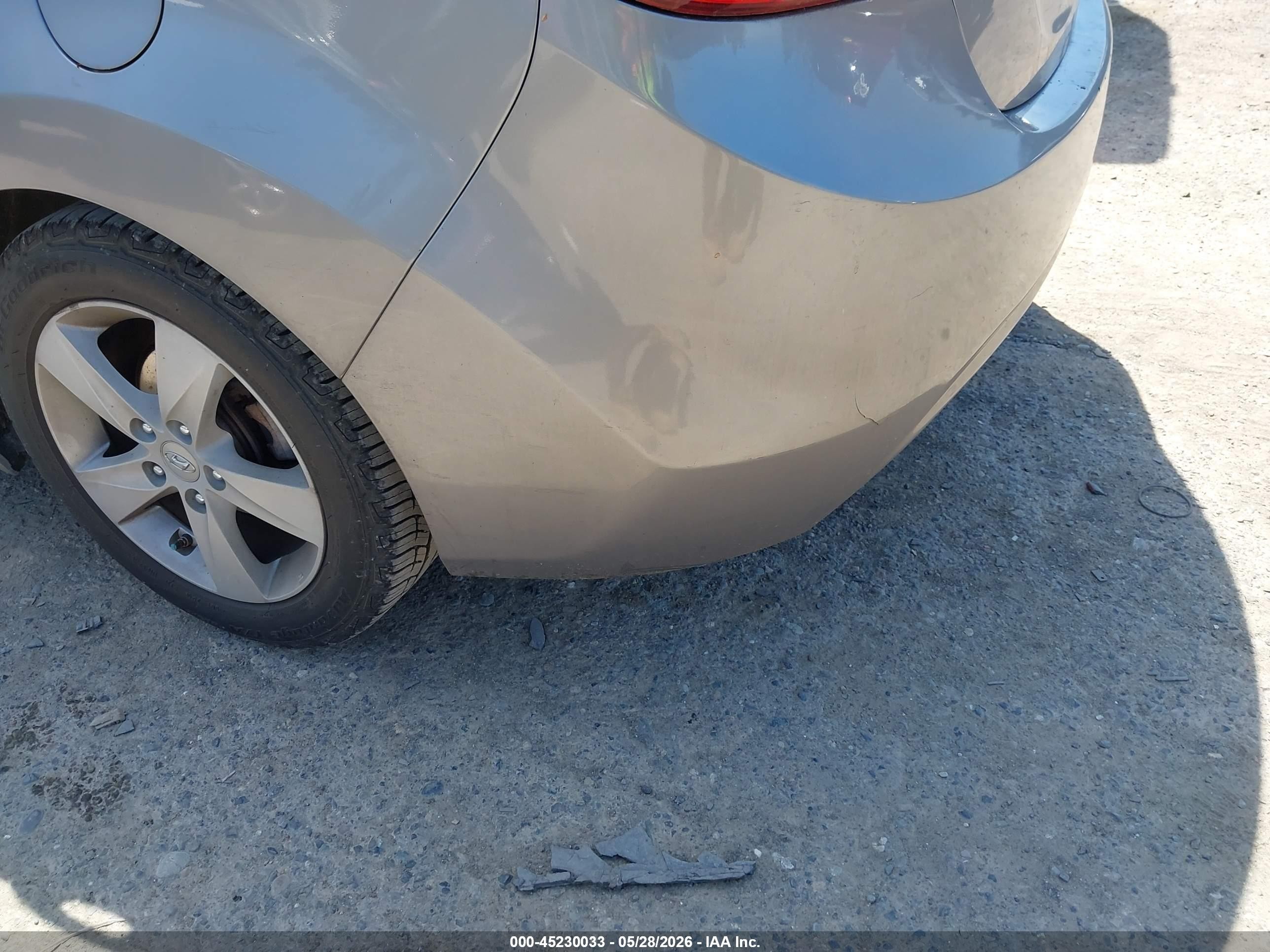 2012 Hyundai Elantra Gls (ulsan Plant) Silver vin: KMHDH4AE4CU308793
