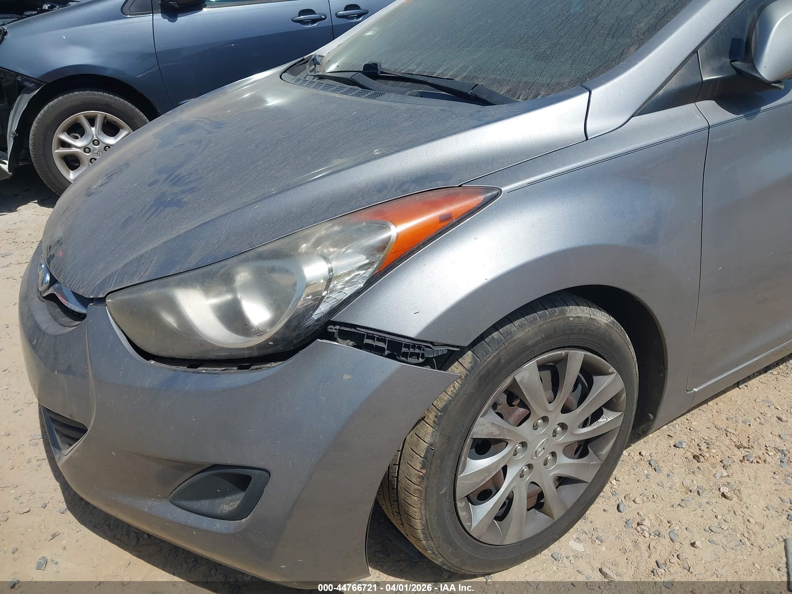 2012 Hyundai Elantra Gls (ulsan Plant) Silver vin: KMHDH4AE4CU318577