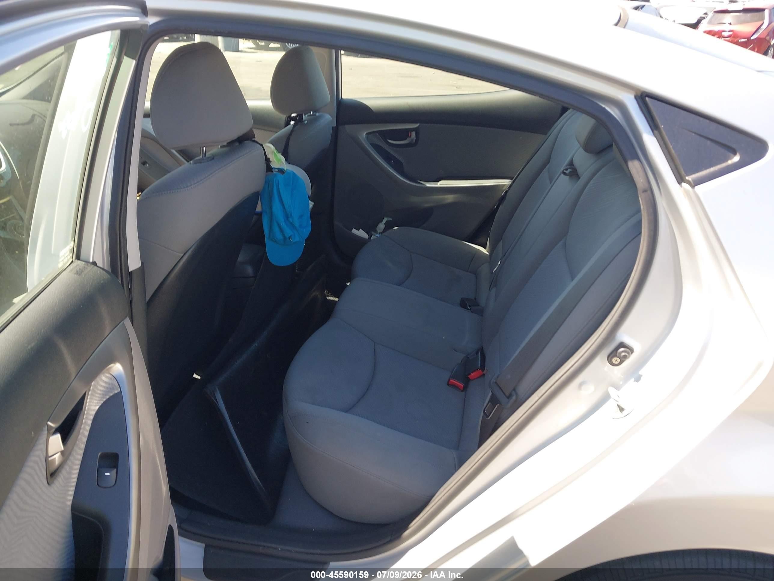 2012 Hyundai Elantra Gls (ulsan Plant) Silver vin: KMHDH4AE4CU330163