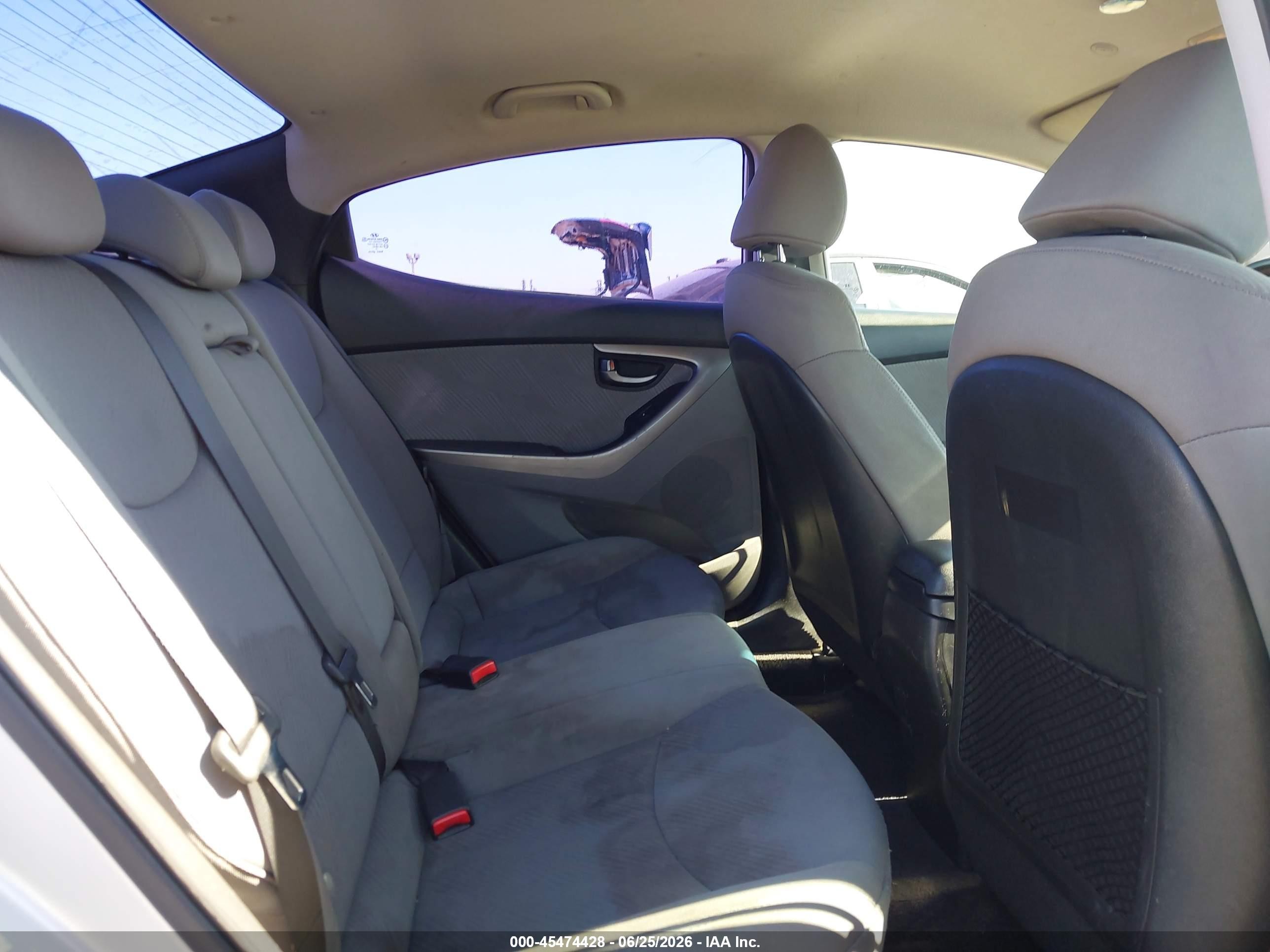 2012 Hyundai Elantra Gls (ulsan Plant) Silver vin: KMHDH4AE4CU337081