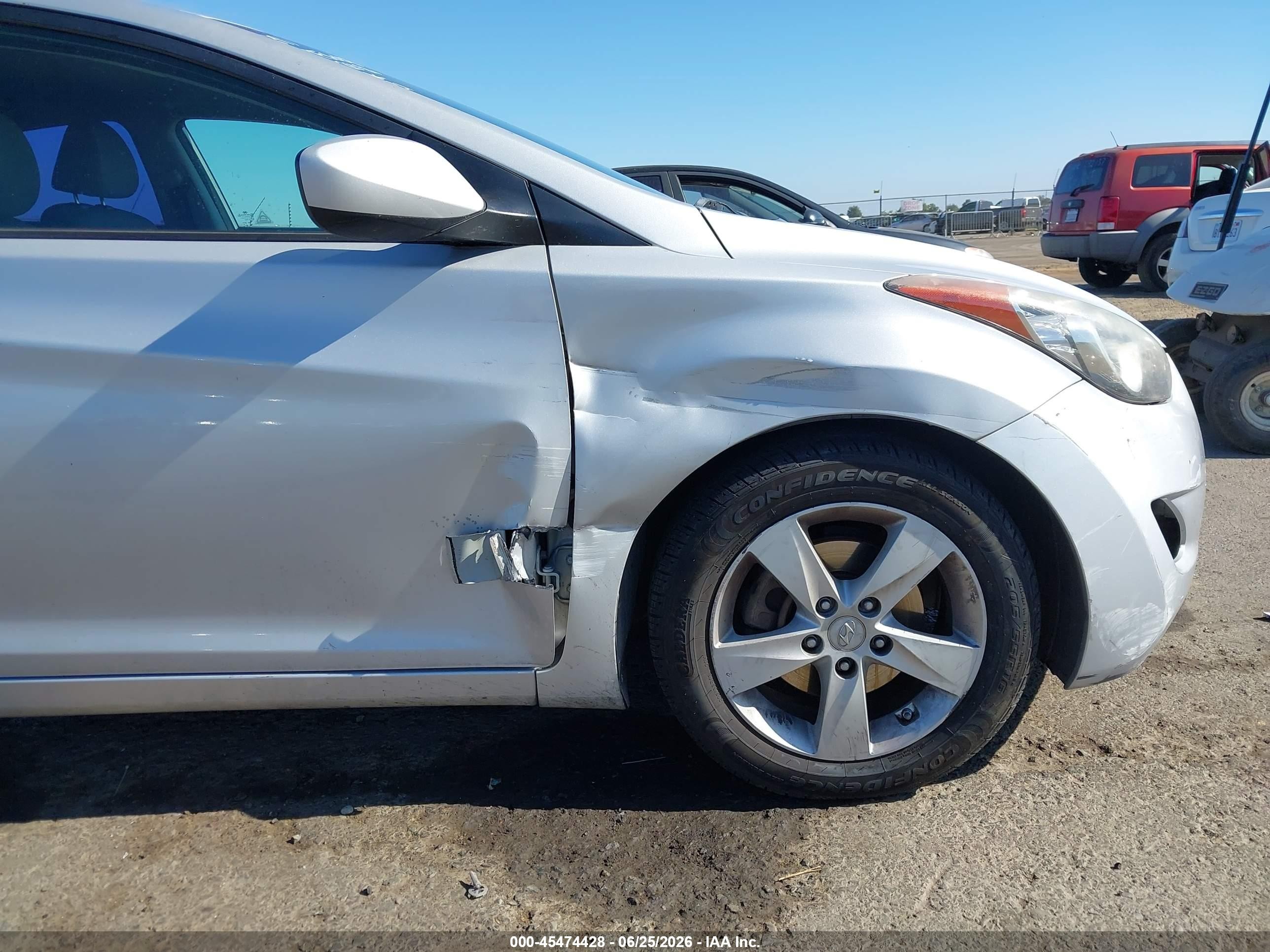 2012 Hyundai Elantra Gls (ulsan Plant) Silver vin: KMHDH4AE4CU337081