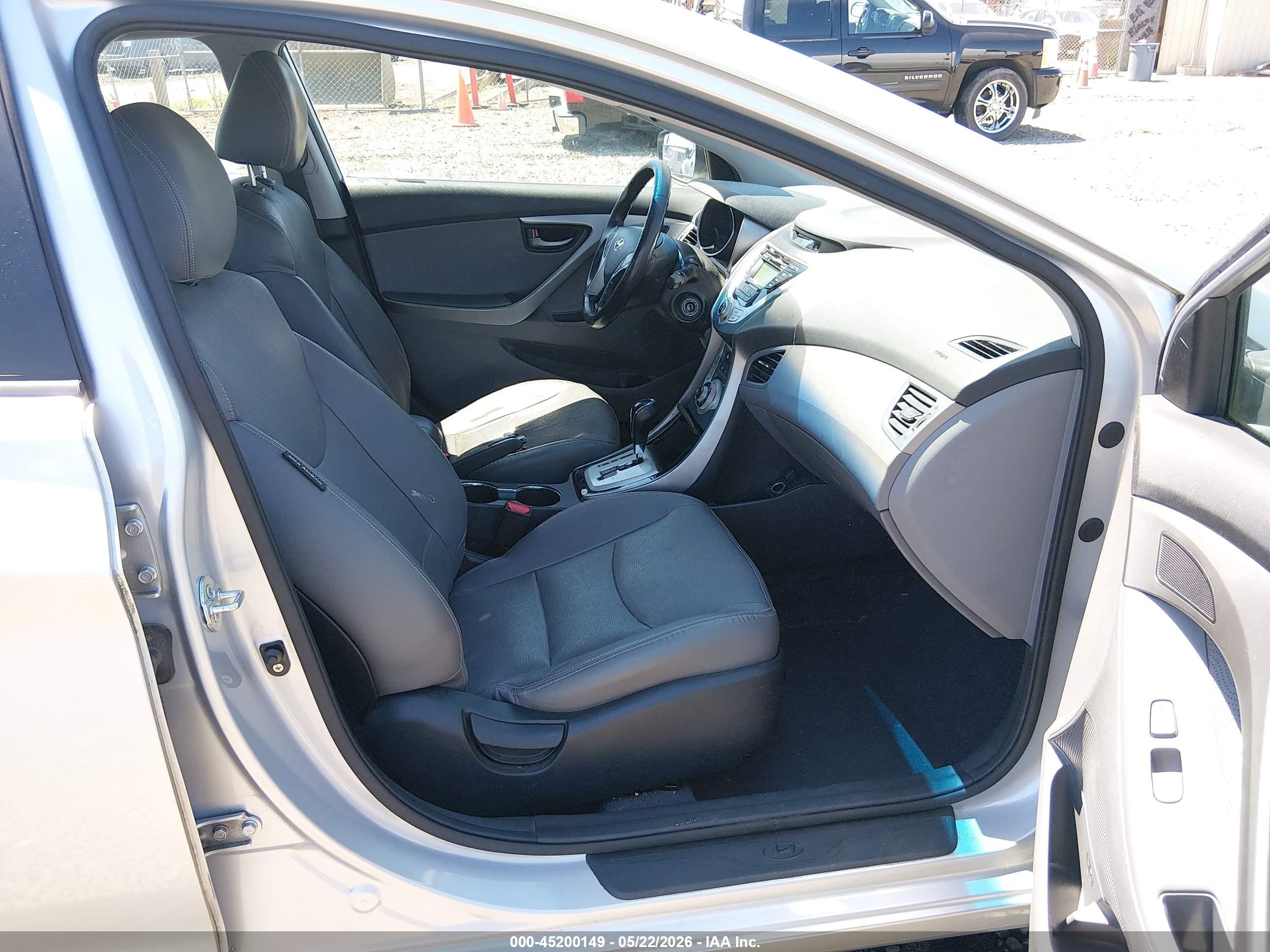2012 Hyundai Elantra Limited (ulsan Plant) Silver vin: KMHDH4AE4CU367441