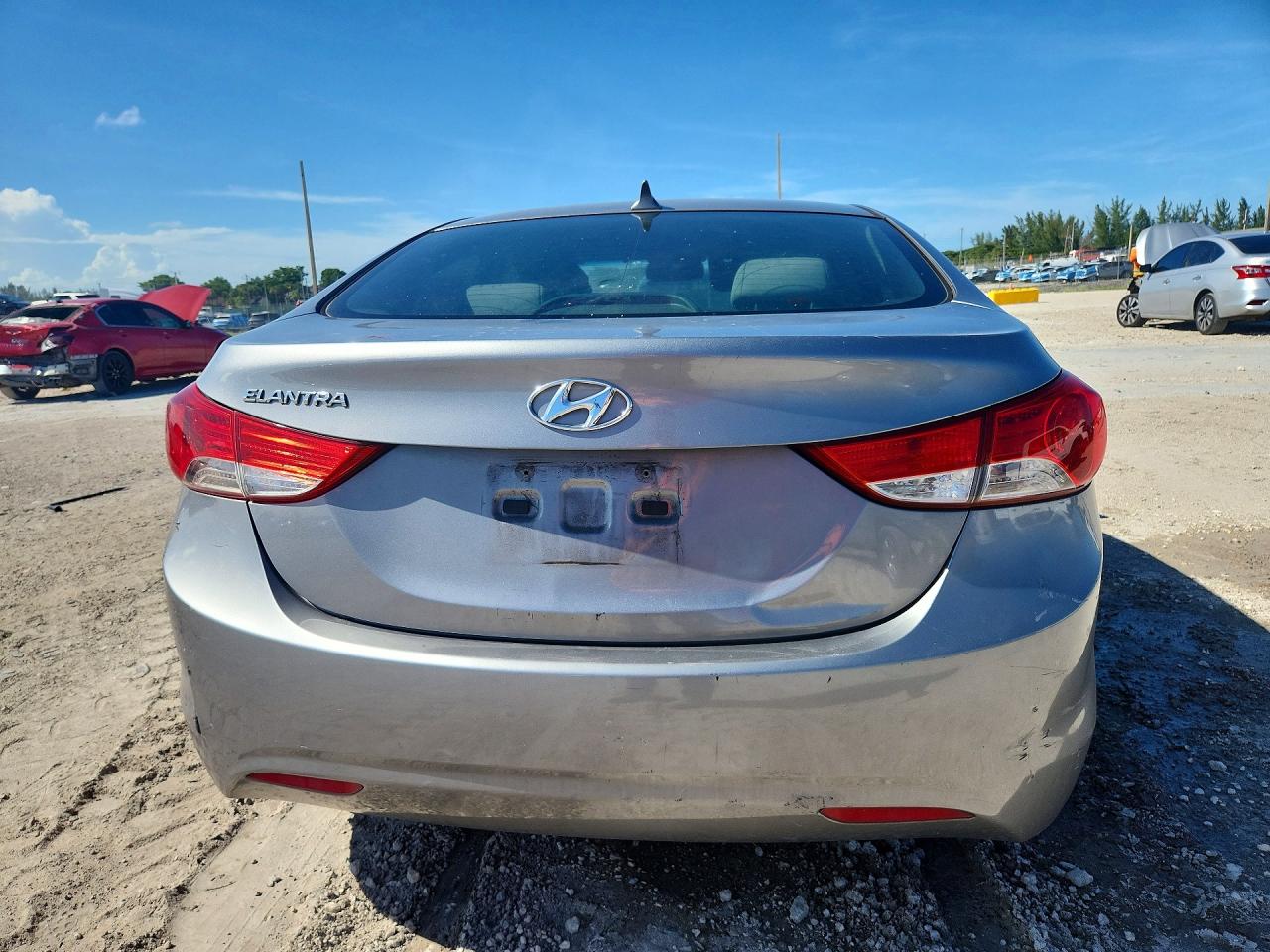 2012 Hyundai Elantra Gls Silver vin: KMHDH4AE4CU386586