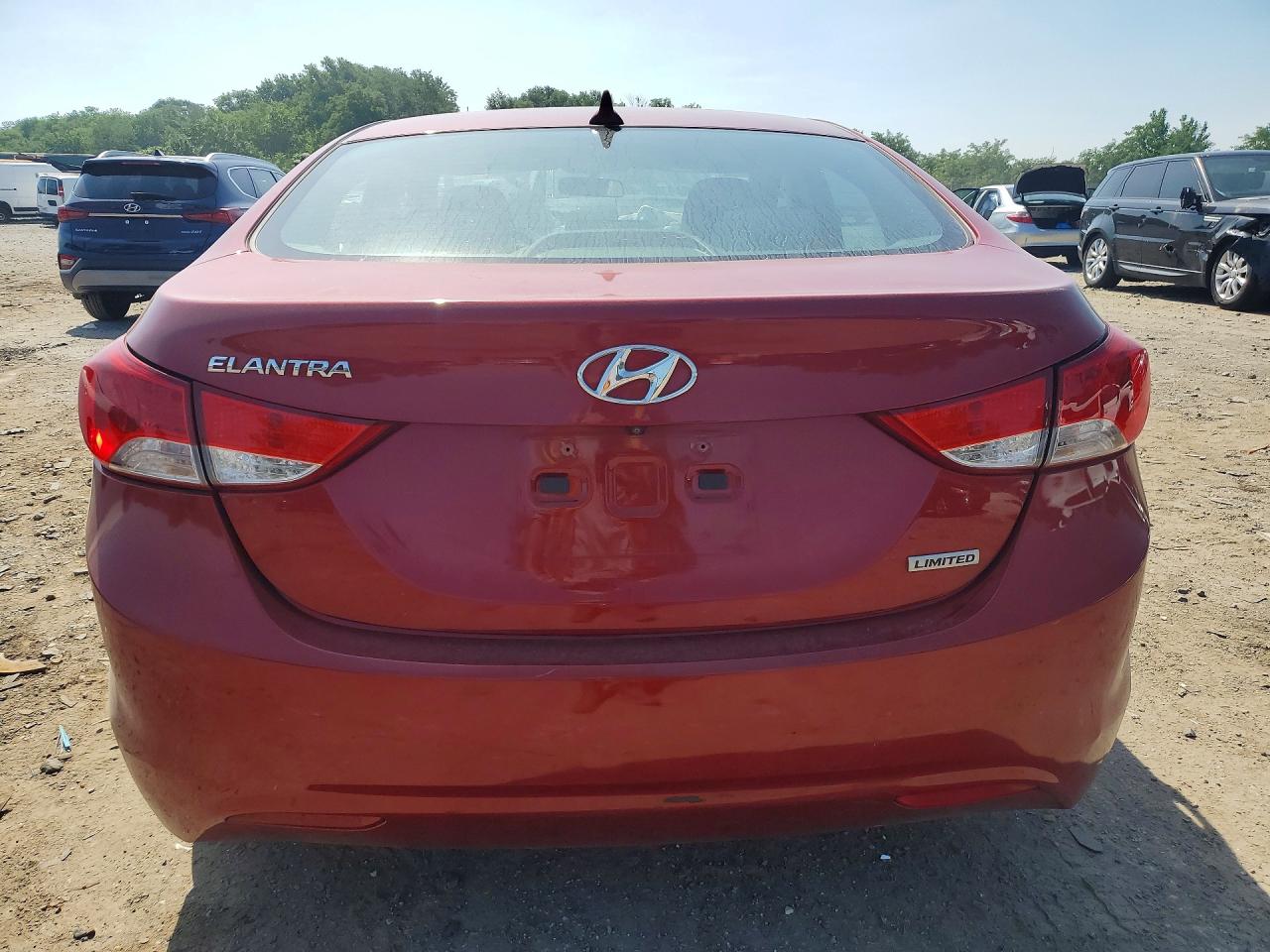 2012 Hyundai Elantra Limited Red vin: KMHDH4AE4CU463862