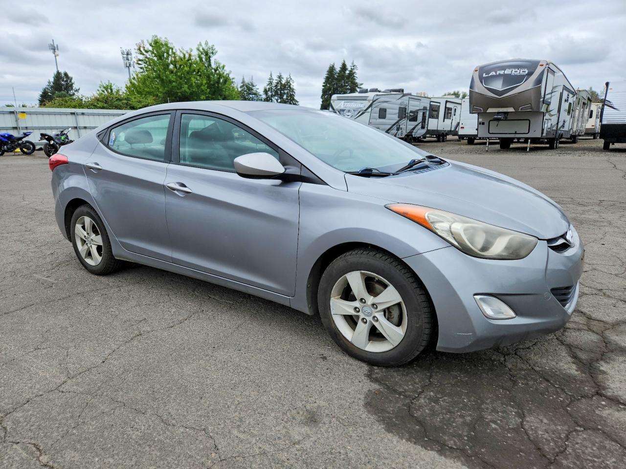 2013 Hyundai Elantra Gls Gray vin: KMHDH4AE4DU486995