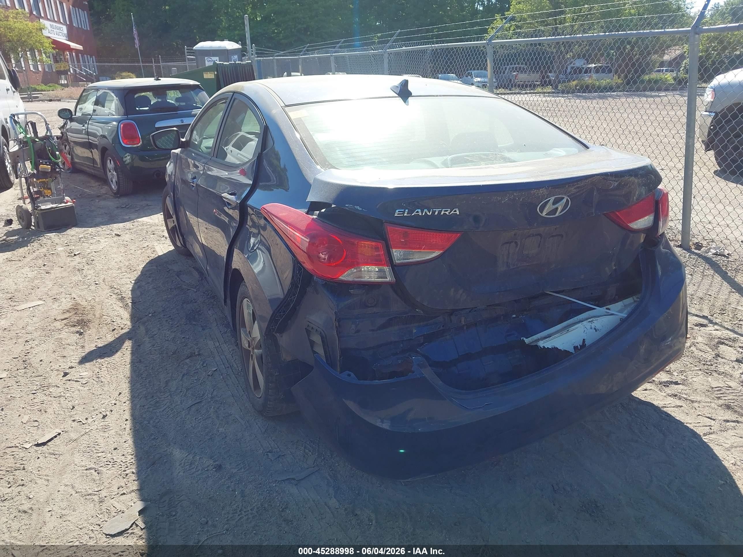 2013 Hyundai Elantra Gls Синий vin: KMHDH4AE4DU491405