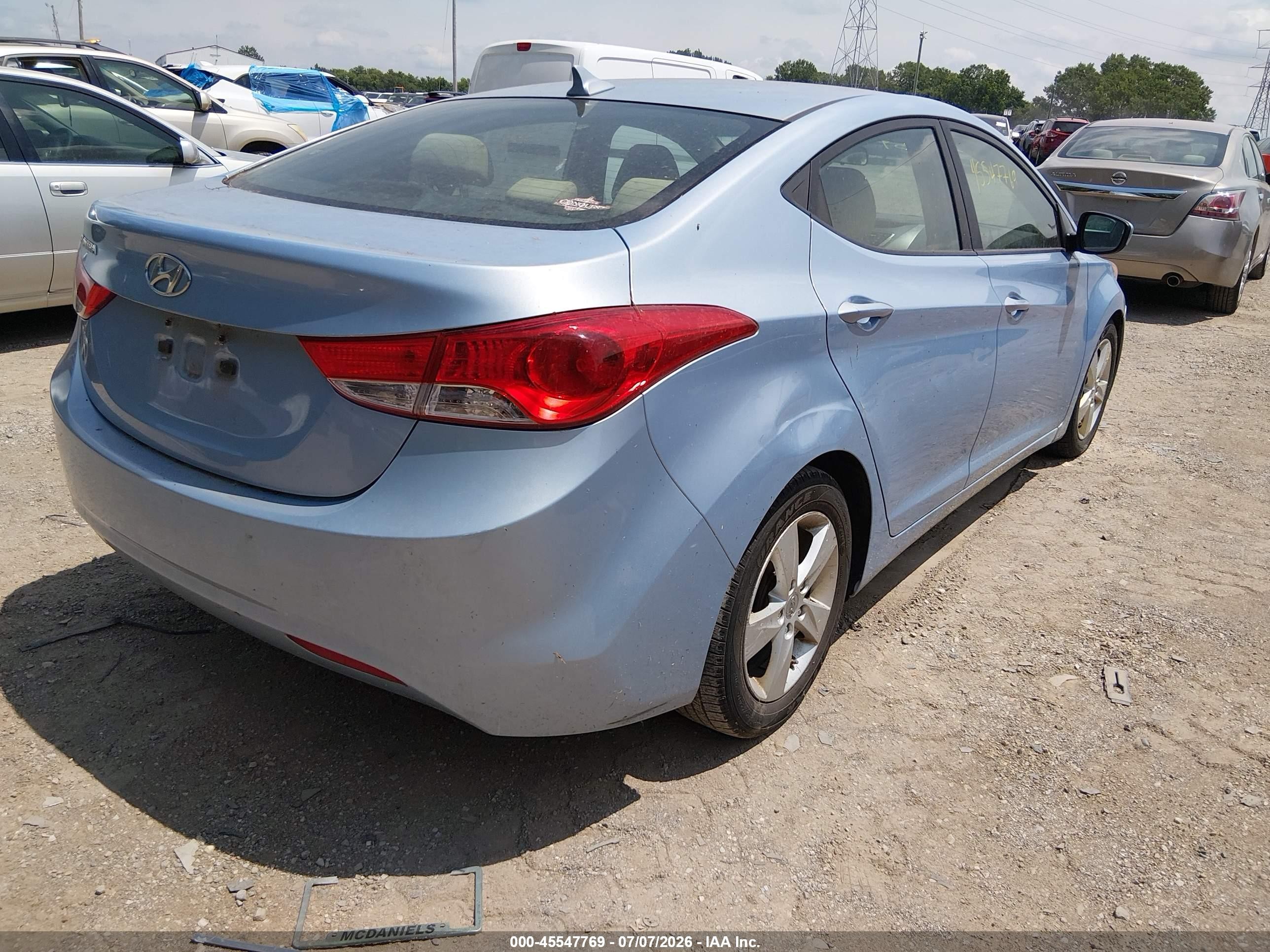 2013 Hyundai Elantra Gls Light Blue vin: KMHDH4AE4DU492411
