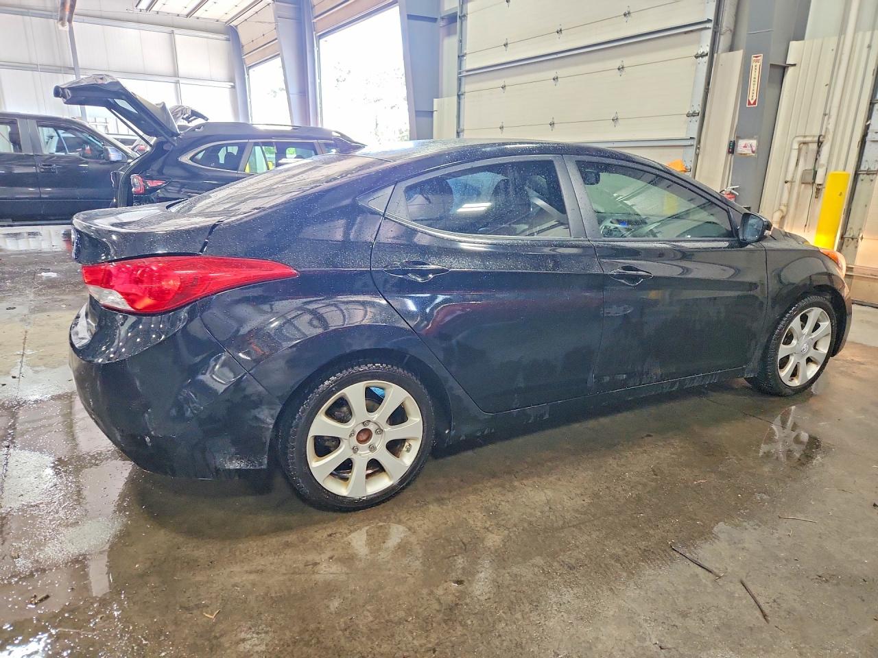 2013 Hyundai Elantra Limited Black vin: KMHDH4AE4DU506310