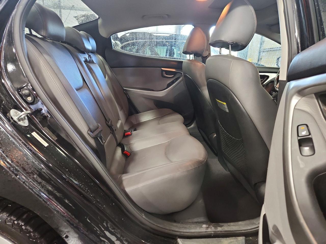 2013 Hyundai Elantra Limited Black vin: KMHDH4AE4DU506310