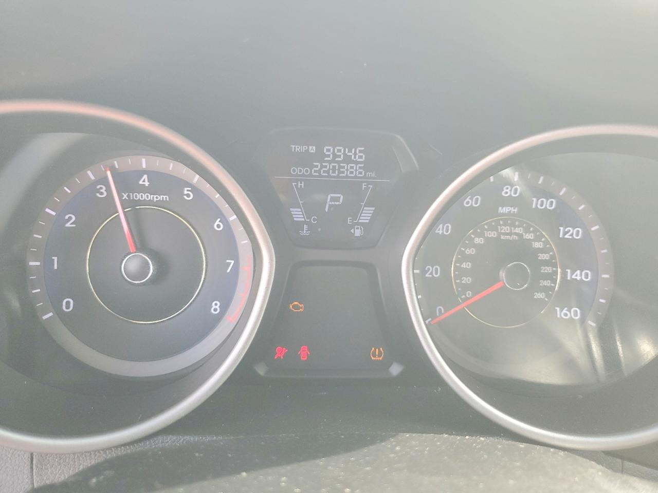 2013 Hyundai Elantra Limited Red vin: KMHDH4AE4DU507330