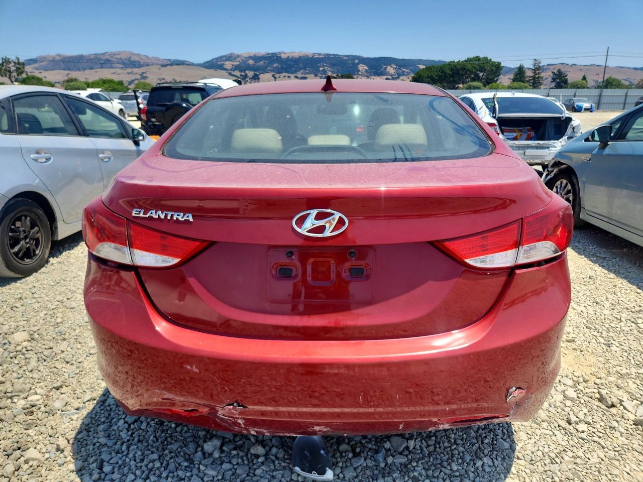 2013 Hyundai Elantra Gls Burgundy vin: KMHDH4AE4DU513628