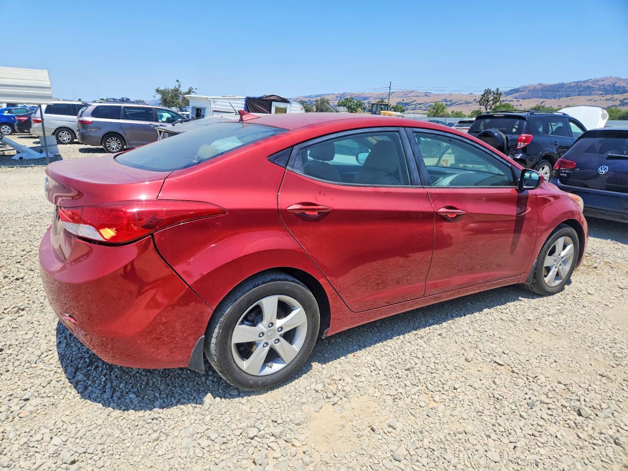 2013 Hyundai Elantra Gls Burgundy vin: KMHDH4AE4DU513628