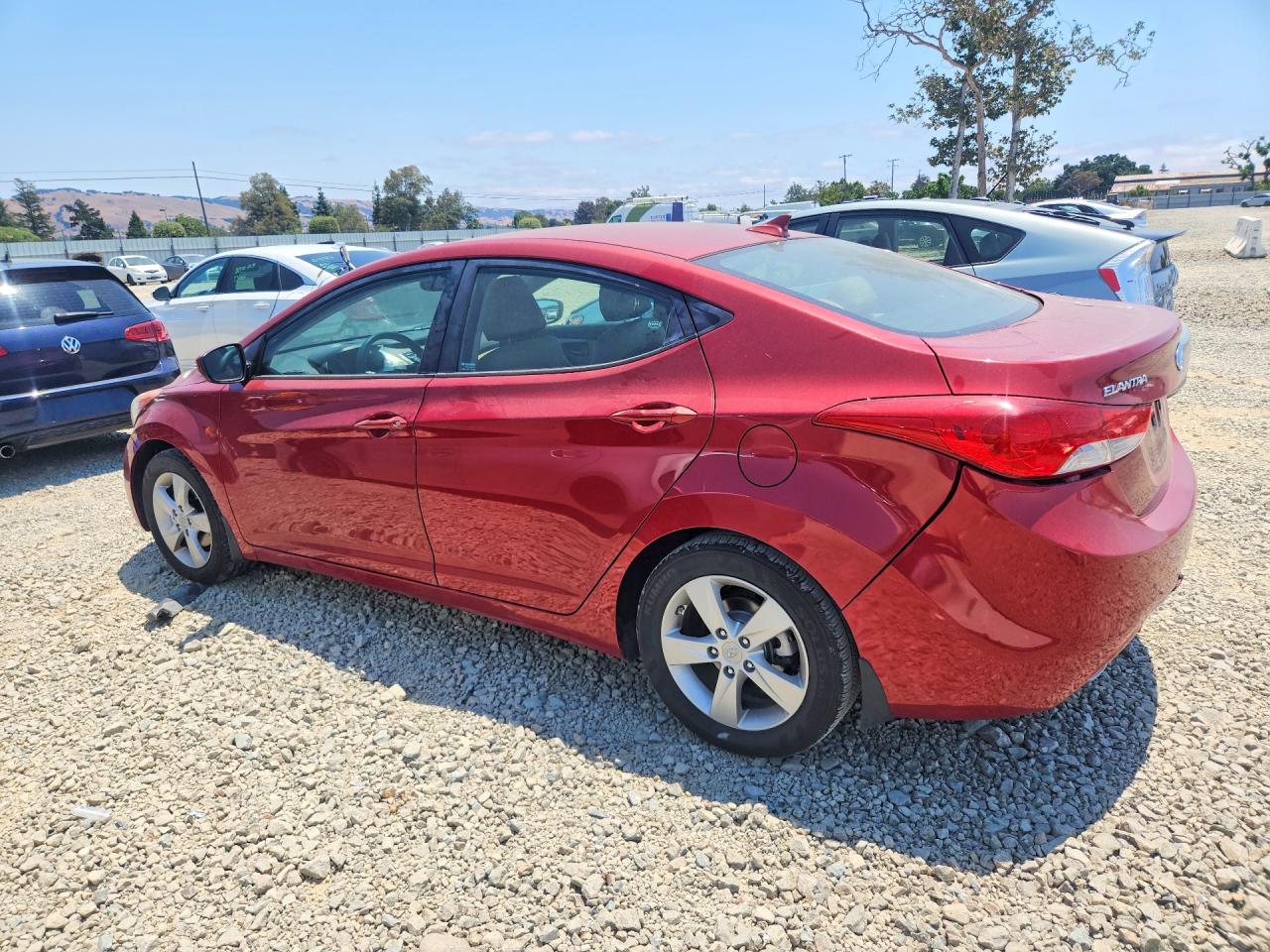 2013 Hyundai Elantra Gls Burgundy vin: KMHDH4AE4DU513628