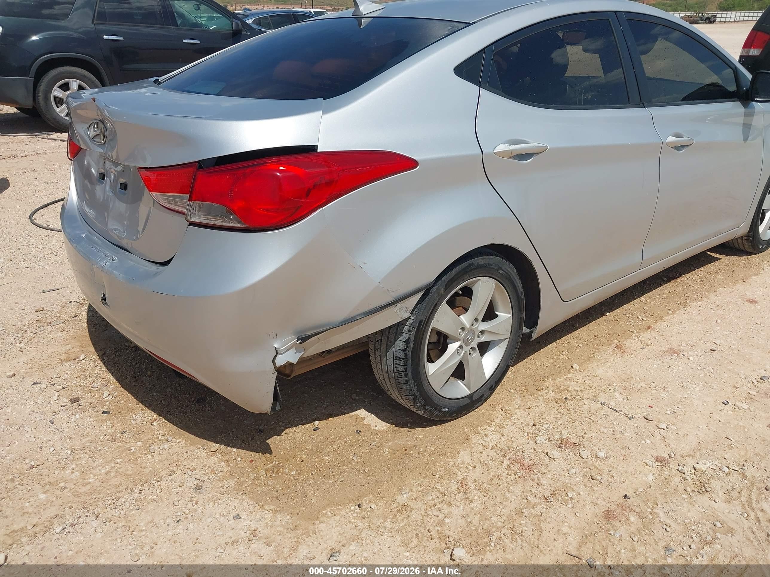 2013 Hyundai Elantra Gls/limited Silver vin: KMHDH4AE4DU529201