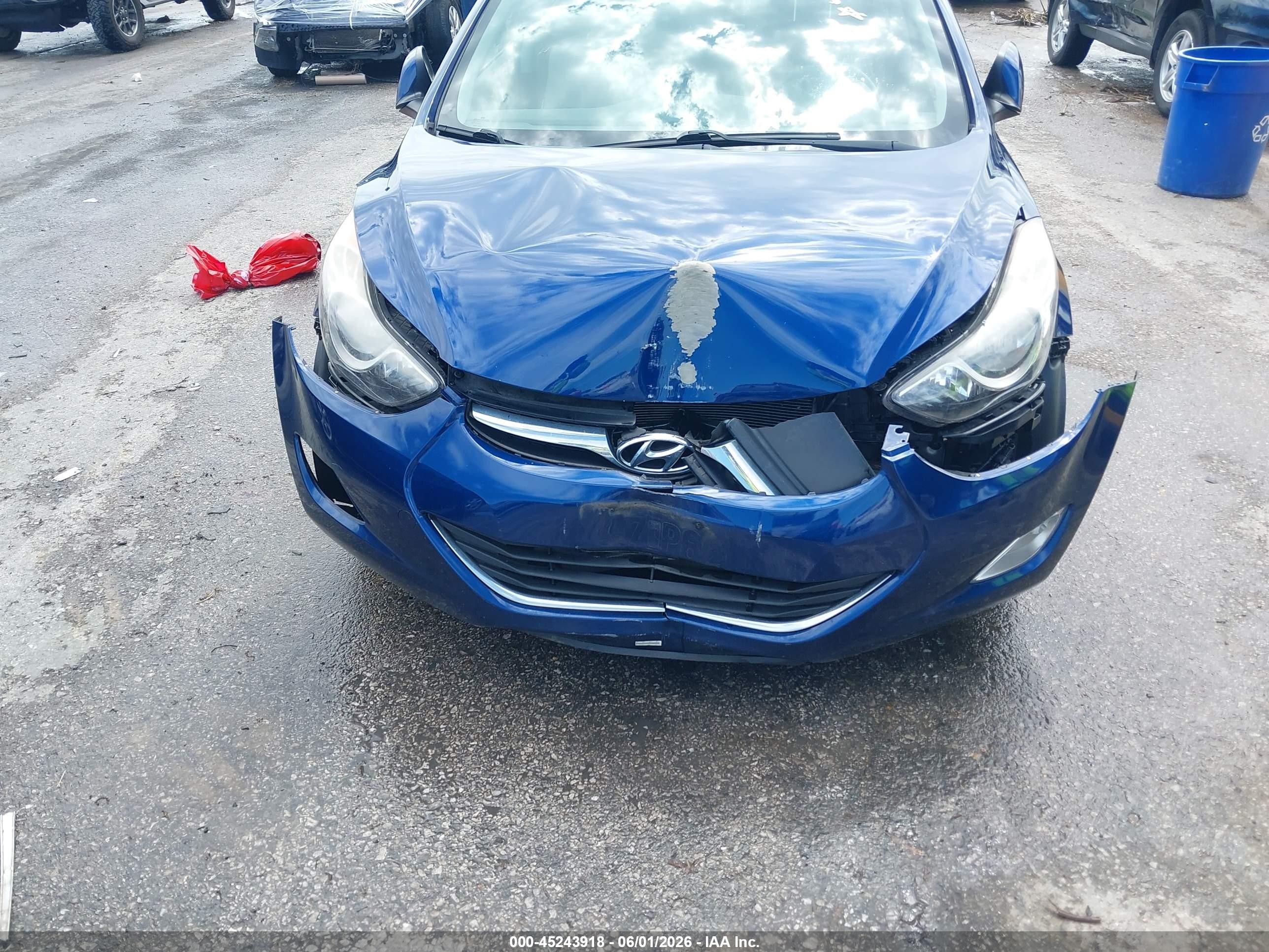 2013 Hyundai Elantra Gls Blue vin: KMHDH4AE4DU557452