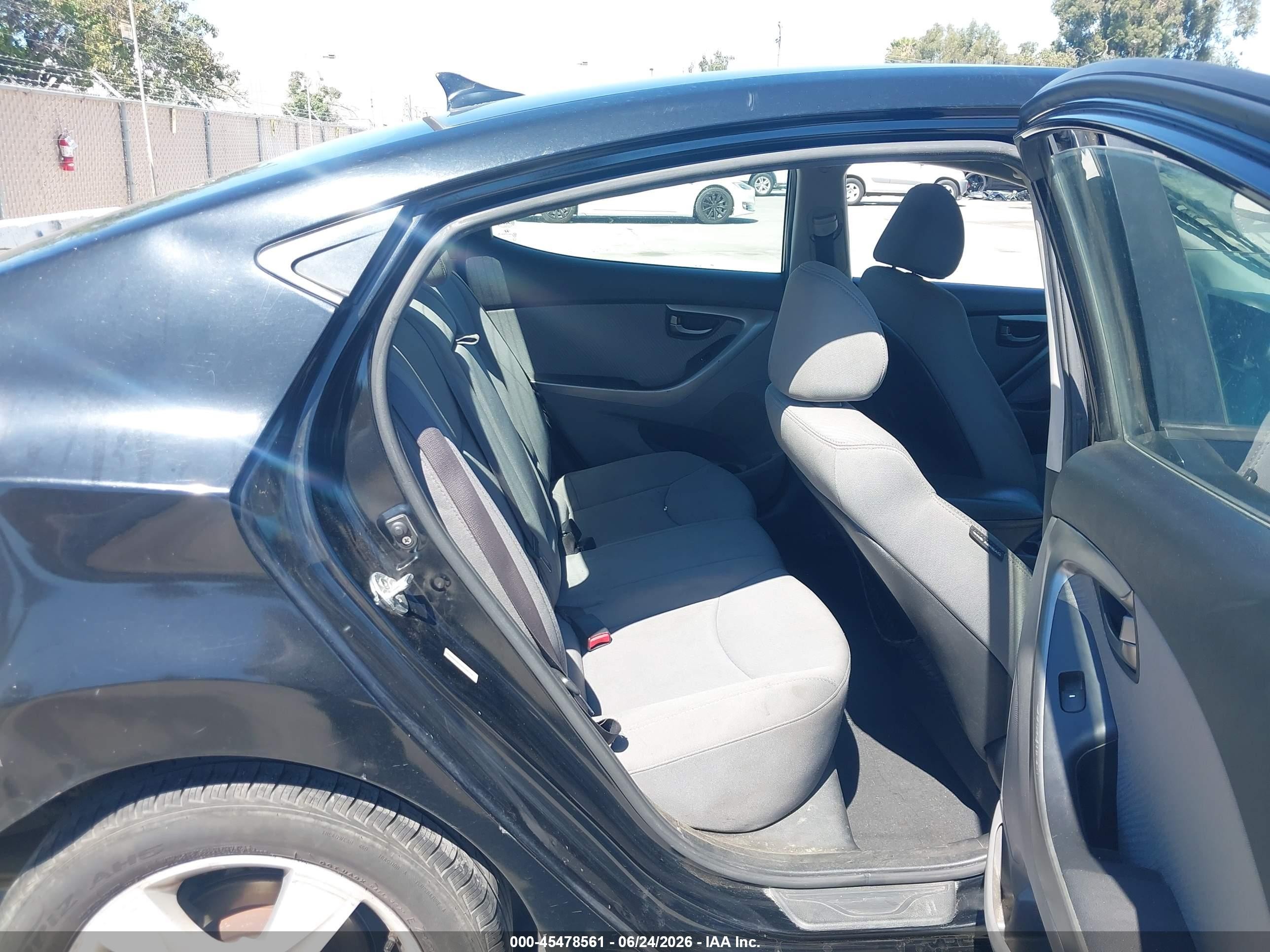 2013 Hyundai Elantra Gls Black vin: KMHDH4AE4DU558116