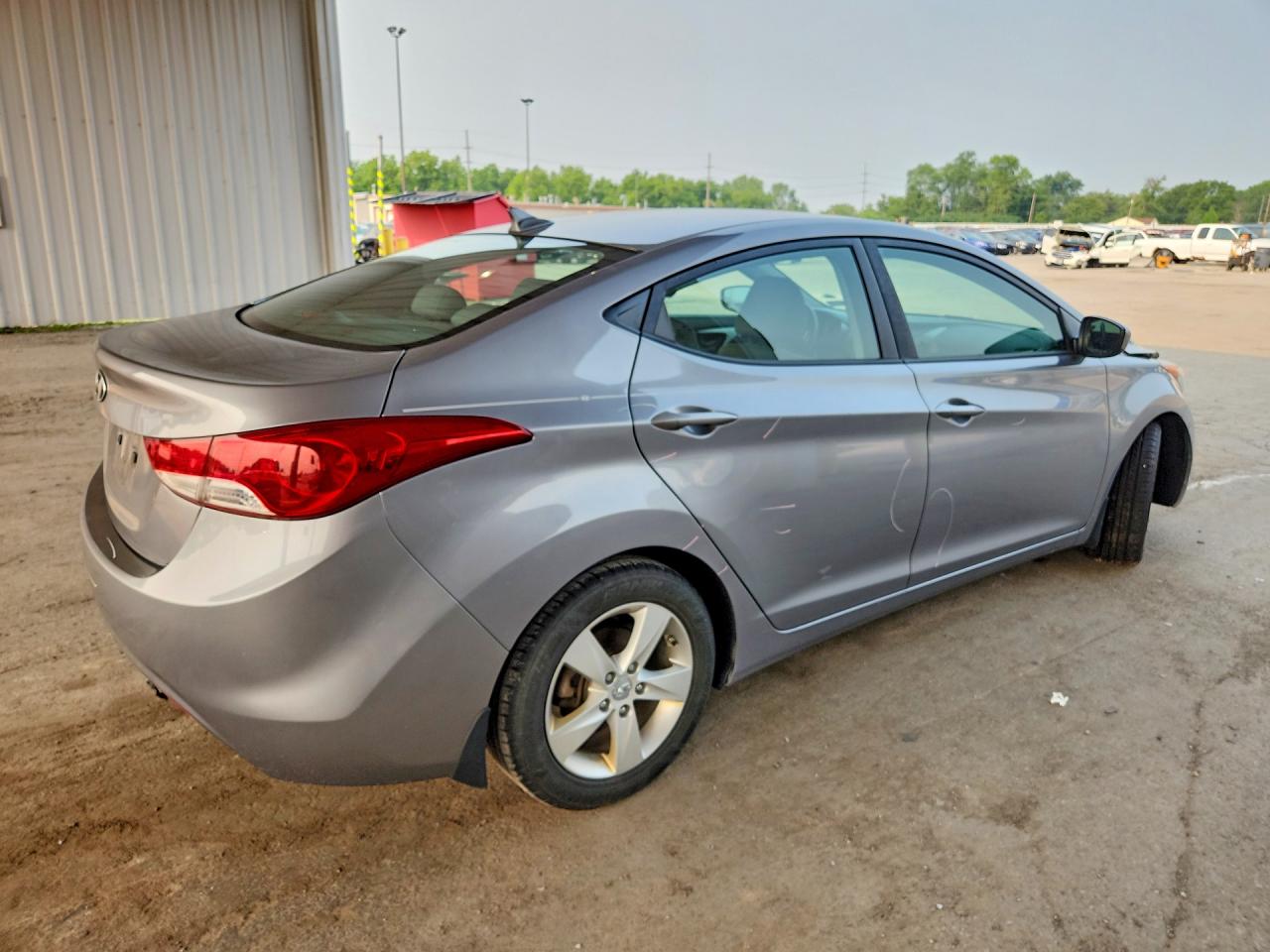2013 Hyundai Elantra Gls Silver vin: KMHDH4AE4DU576423