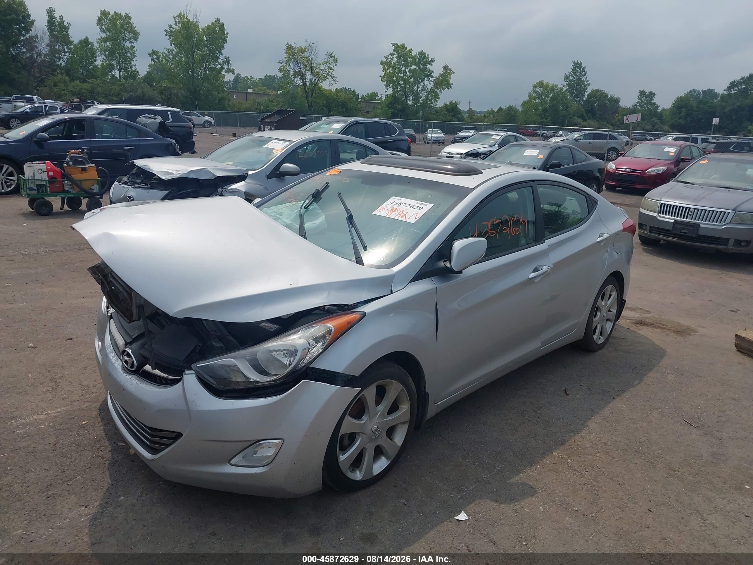 2013 Hyundai Elantra Limited Silver vin: KMHDH4AE4DU637558
