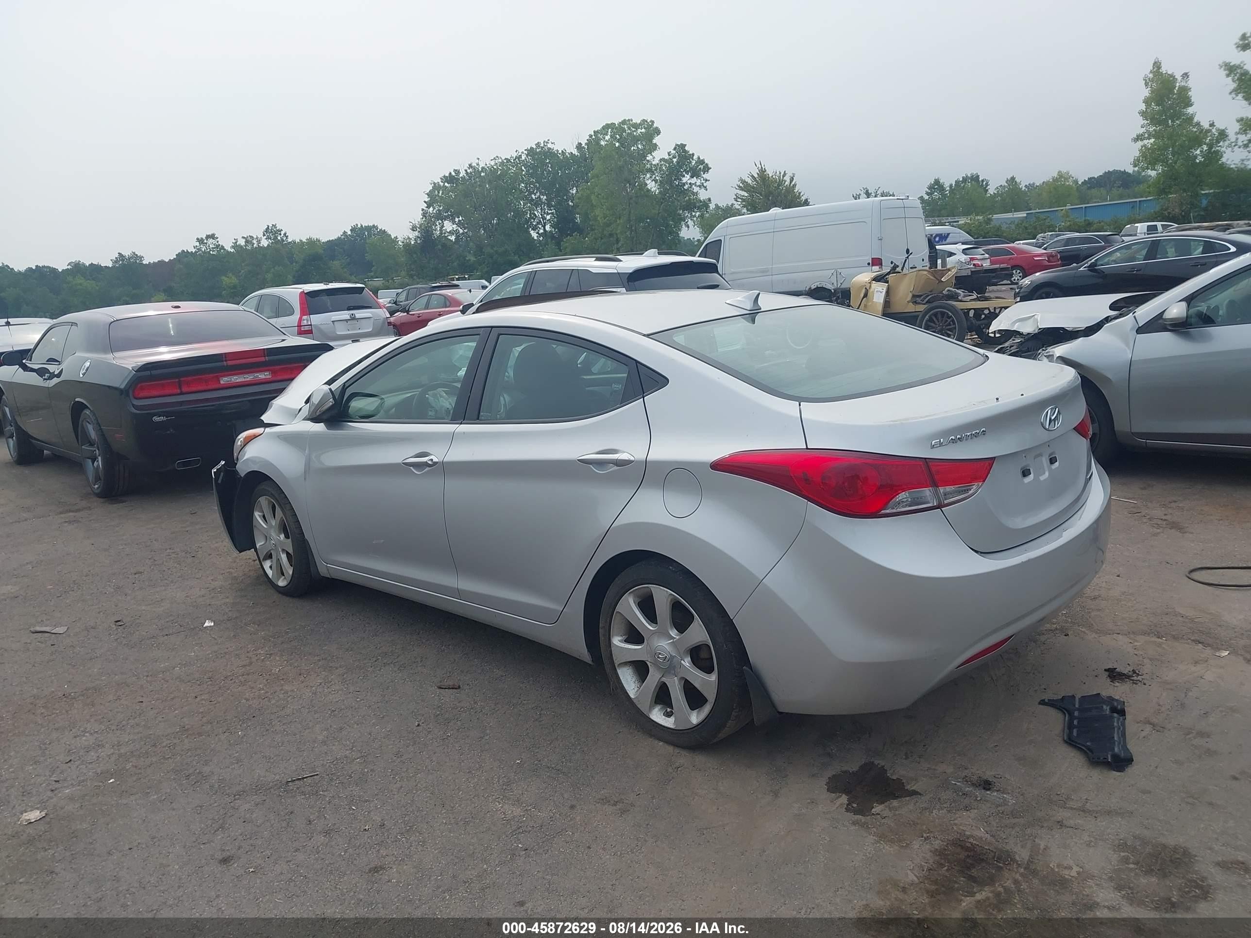 2013 Hyundai Elantra Limited Silver vin: KMHDH4AE4DU637558