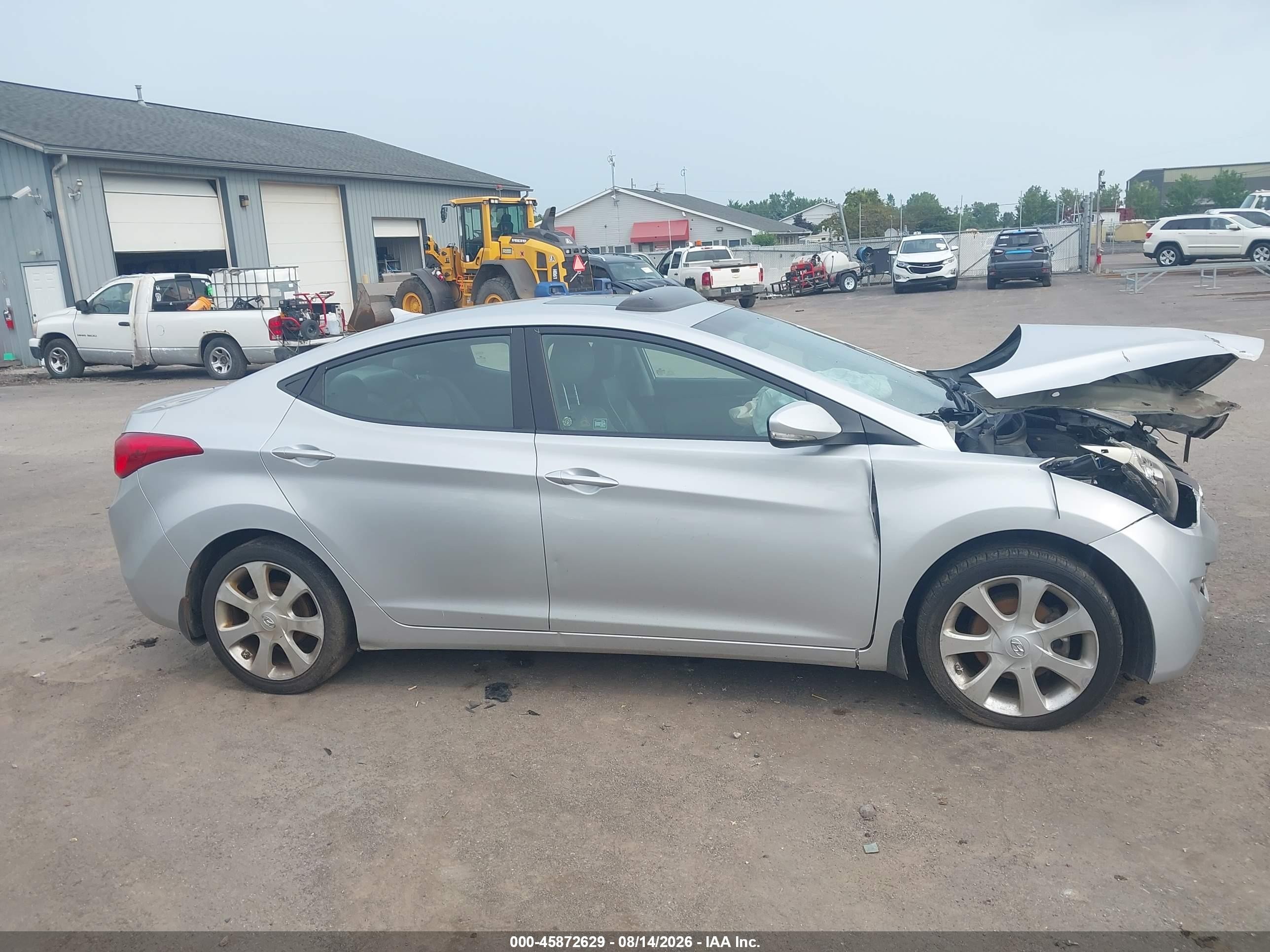 2013 Hyundai Elantra Limited Silver vin: KMHDH4AE4DU637558