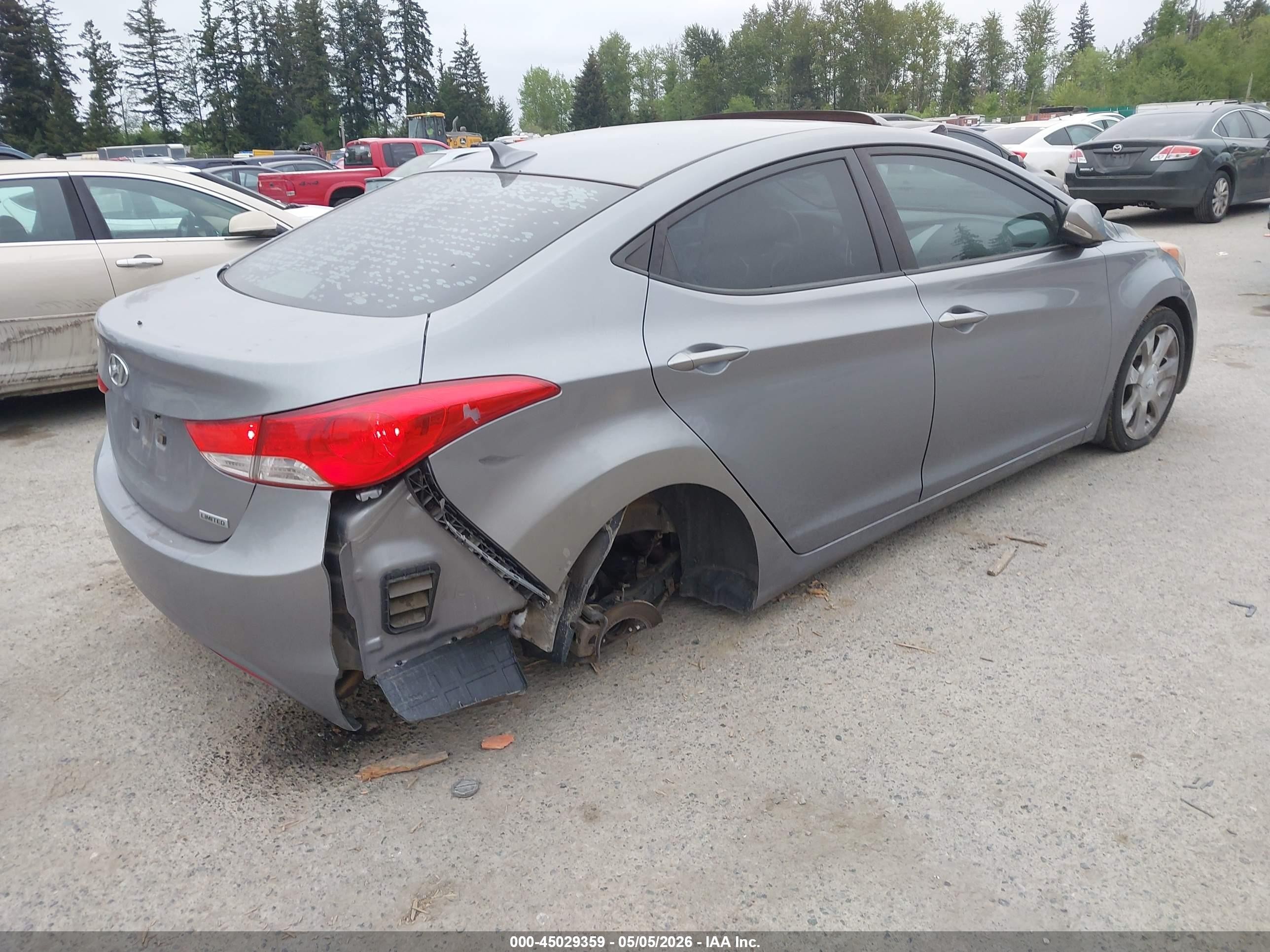 2013 Hyundai Elantra Limited Gray vin: KMHDH4AE4DU671094