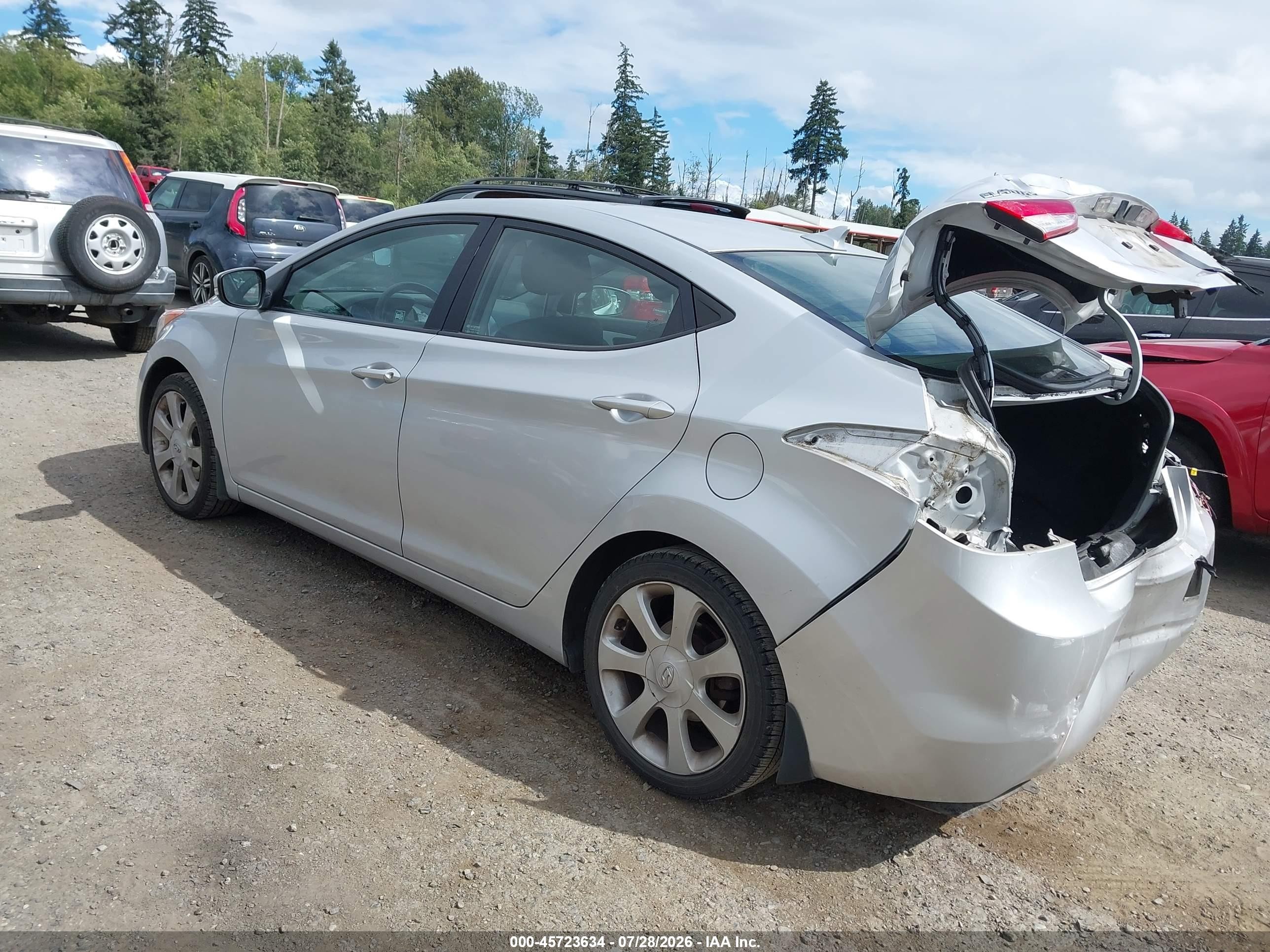 2013 Hyundai Elantra Limited Silver vin: KMHDH4AE4DU690809