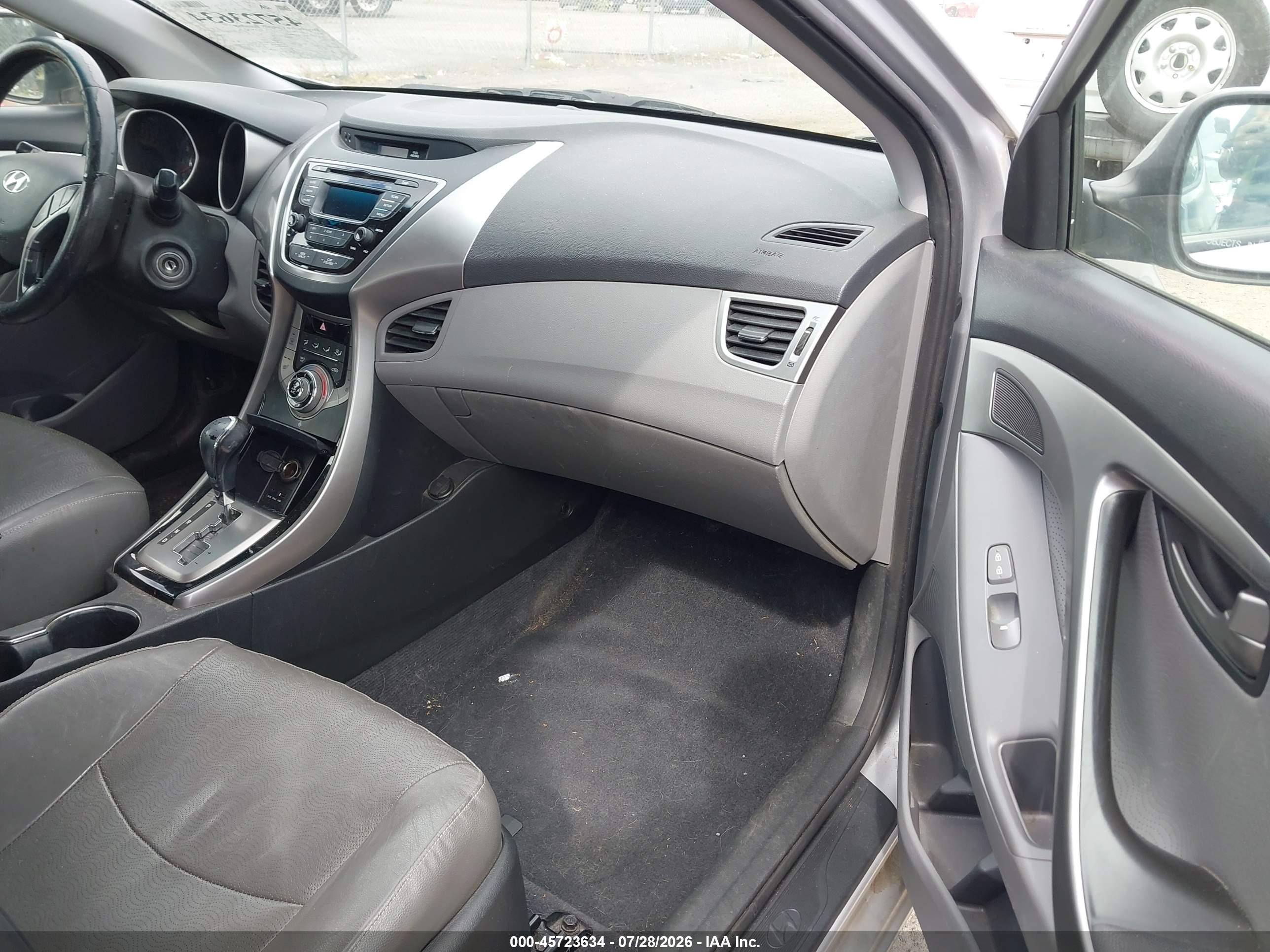 2013 Hyundai Elantra Limited Silver vin: KMHDH4AE4DU690809