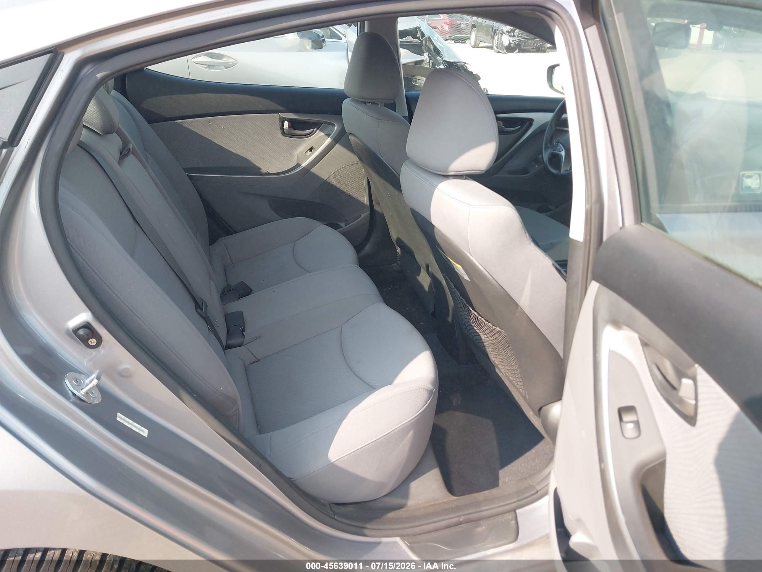 2013 Hyundai Elantra Gls Silver vin: KMHDH4AE4DU715448