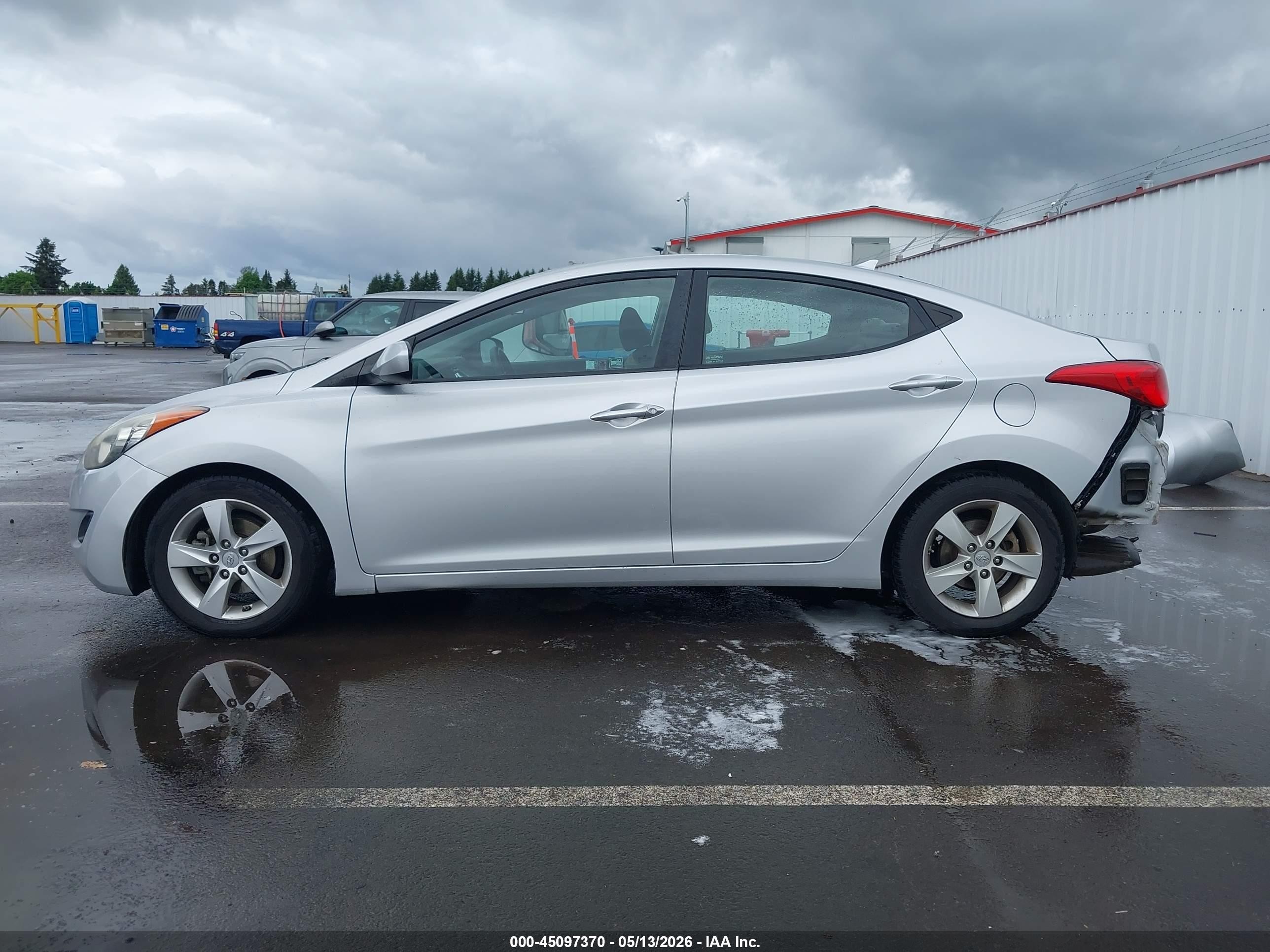 2013 Hyundai Elantra Gls Silver vin: KMHDH4AE4DU716454