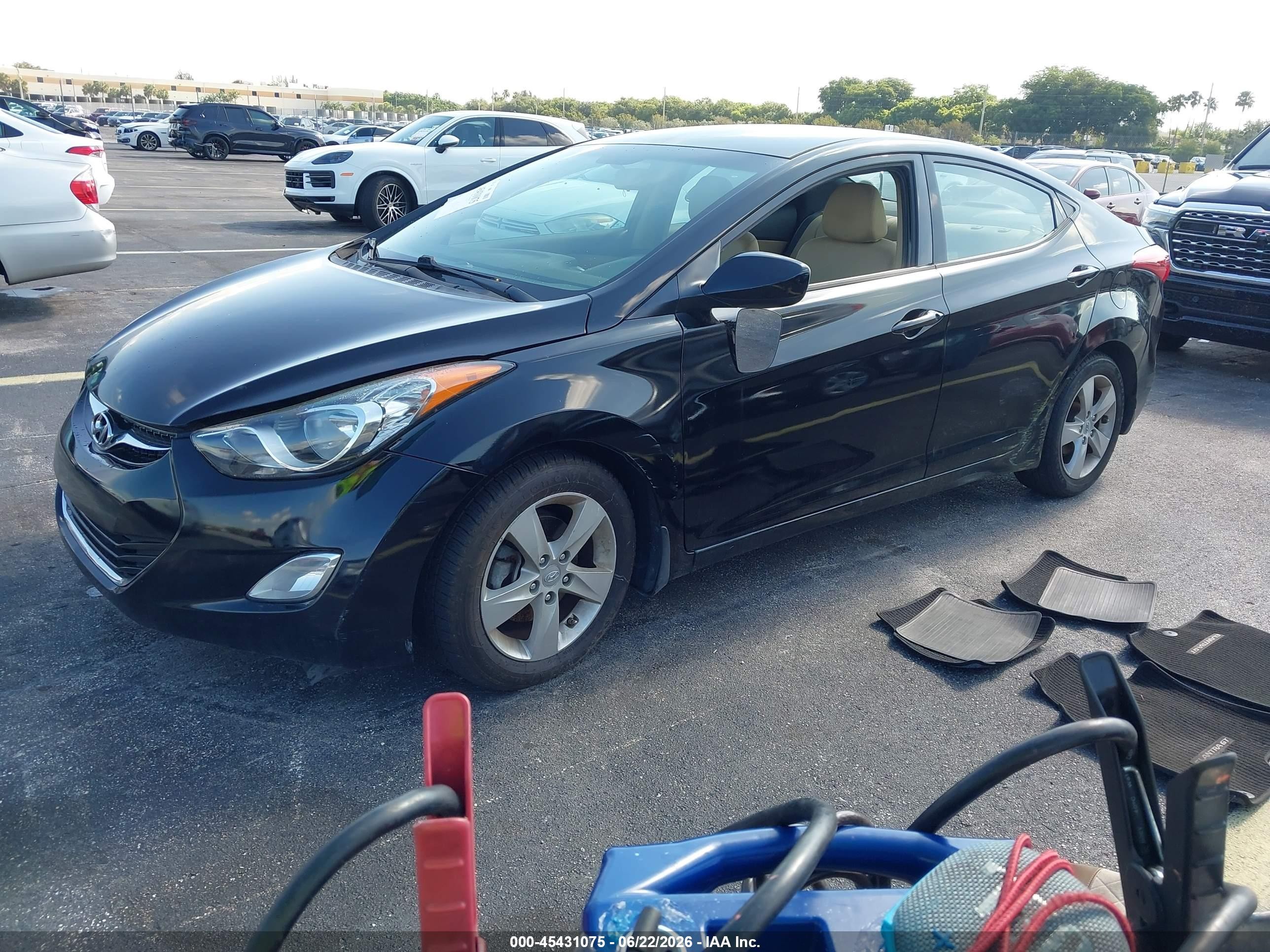 2013 Hyundai Elantra Gls Black vin: KMHDH4AE4DU738664