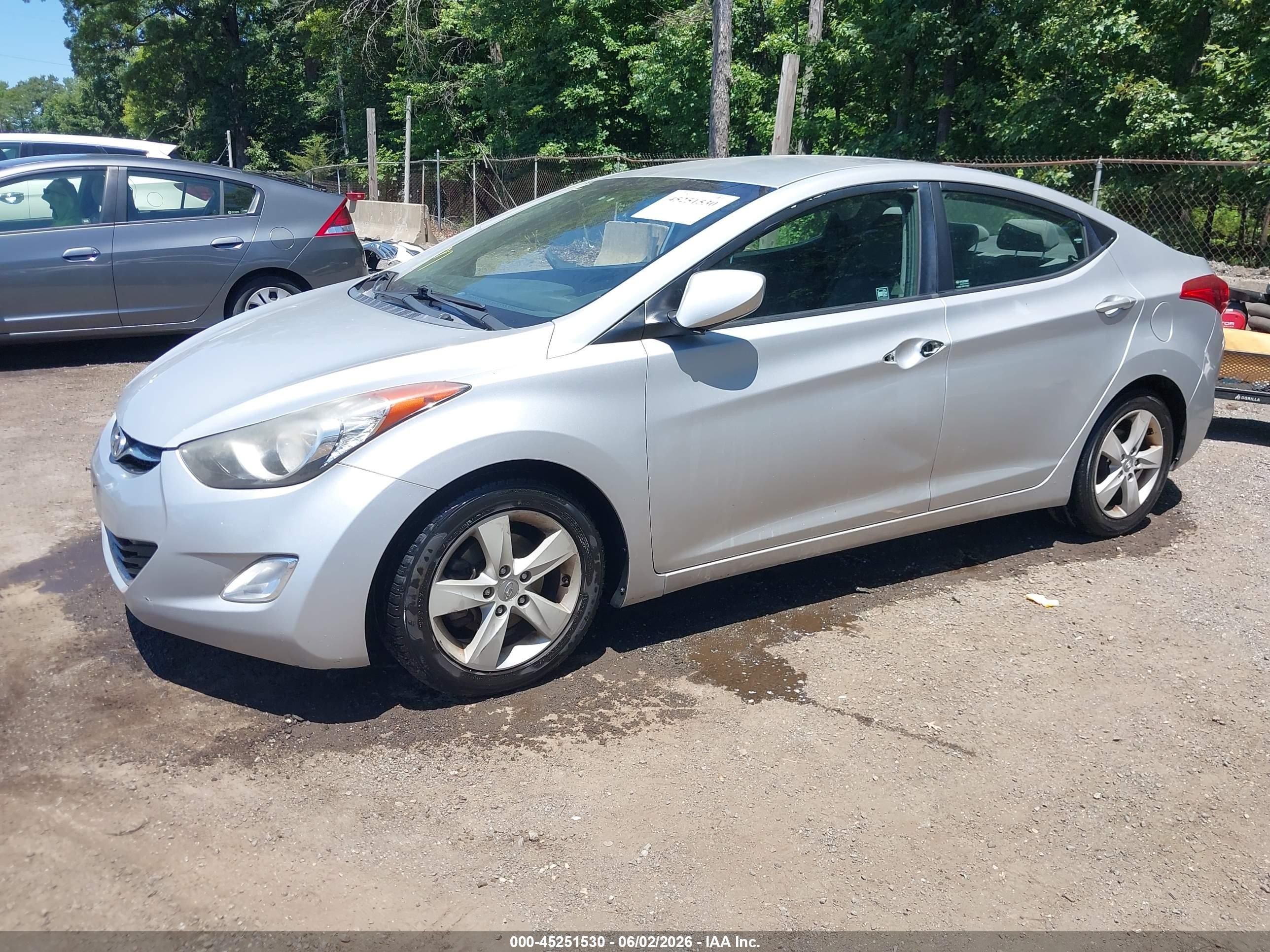 2013 Hyundai Elantra Gls Silver vin: KMHDH4AE4DU795852