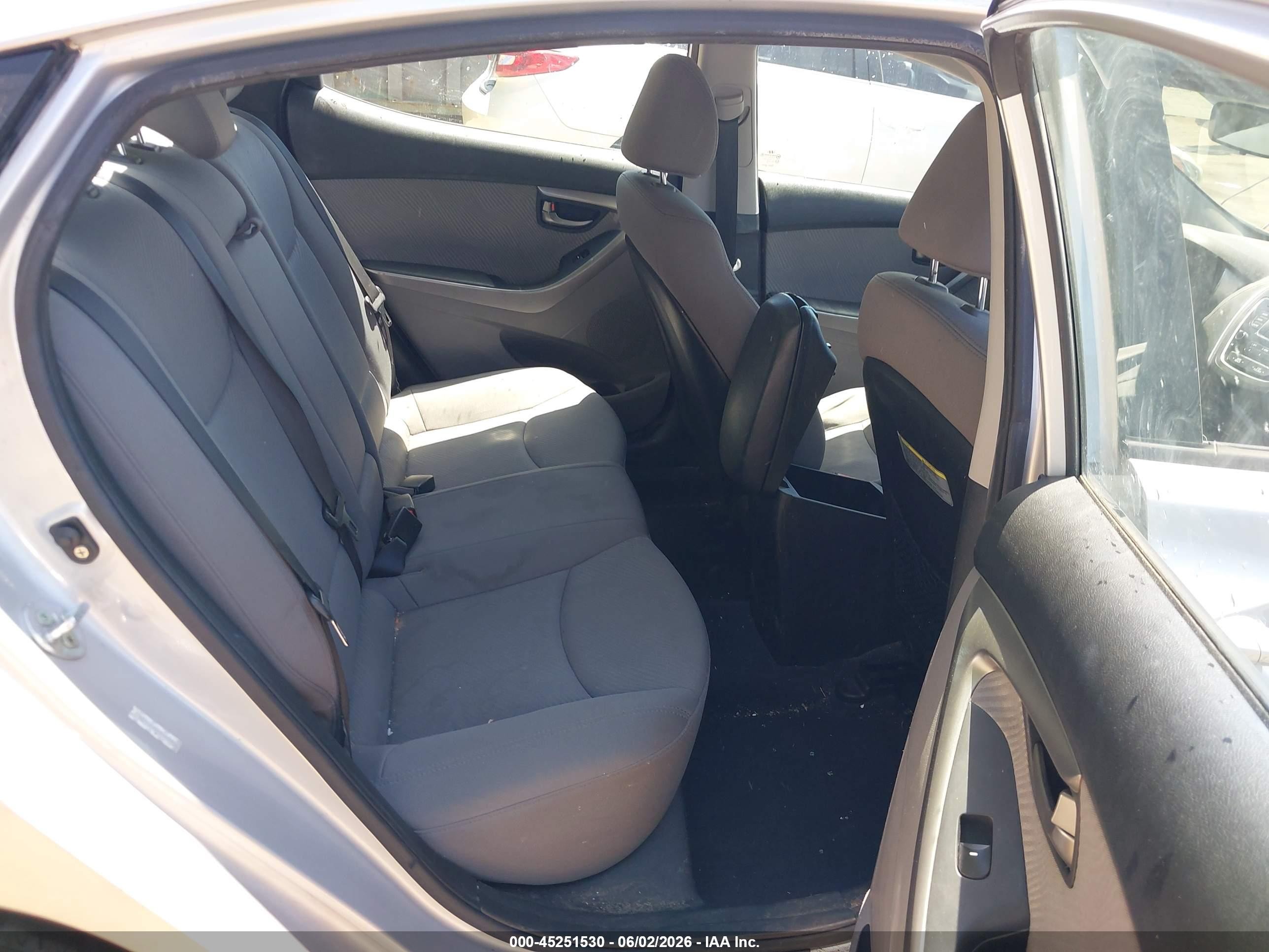 2013 Hyundai Elantra Gls Silver vin: KMHDH4AE4DU795852