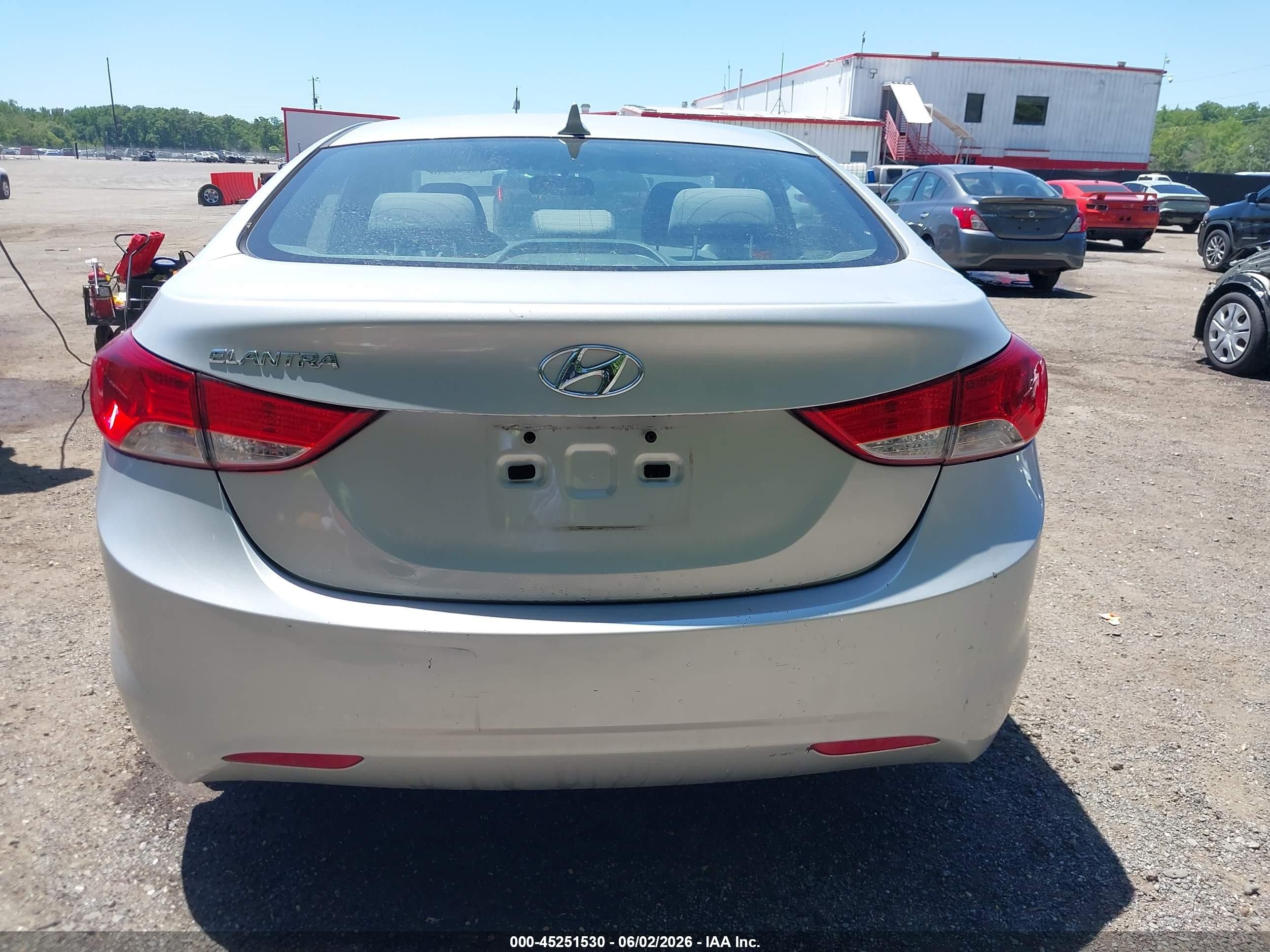 2013 Hyundai Elantra Gls Silver vin: KMHDH4AE4DU795852
