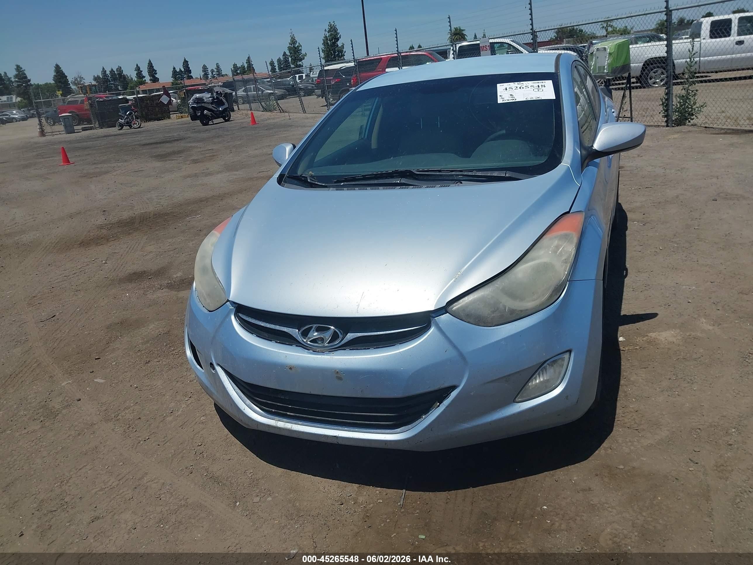 2013 Hyundai Elantra Gls Light Blue vin: KMHDH4AE4DU806736