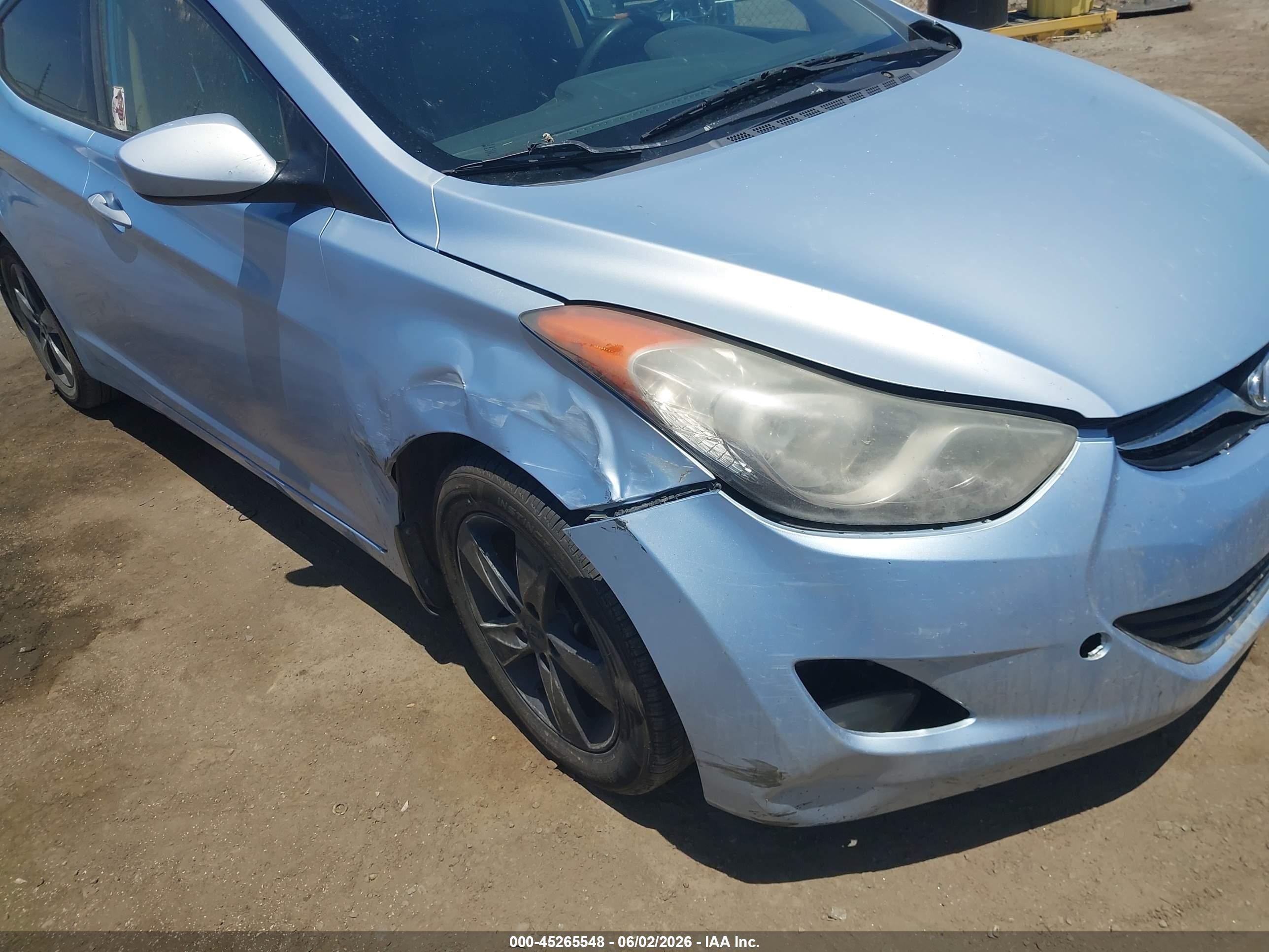 2013 Hyundai Elantra Gls Light Blue vin: KMHDH4AE4DU806736